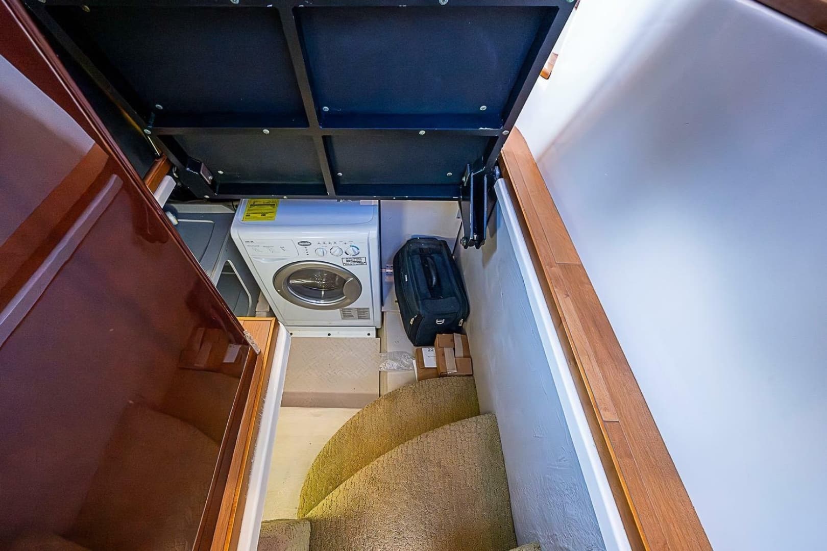 2010 Sea Ray 520 Sedan Bridge