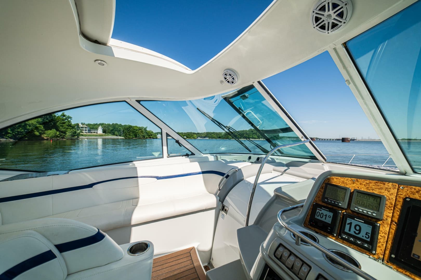 2008 Formula 45 Yacht