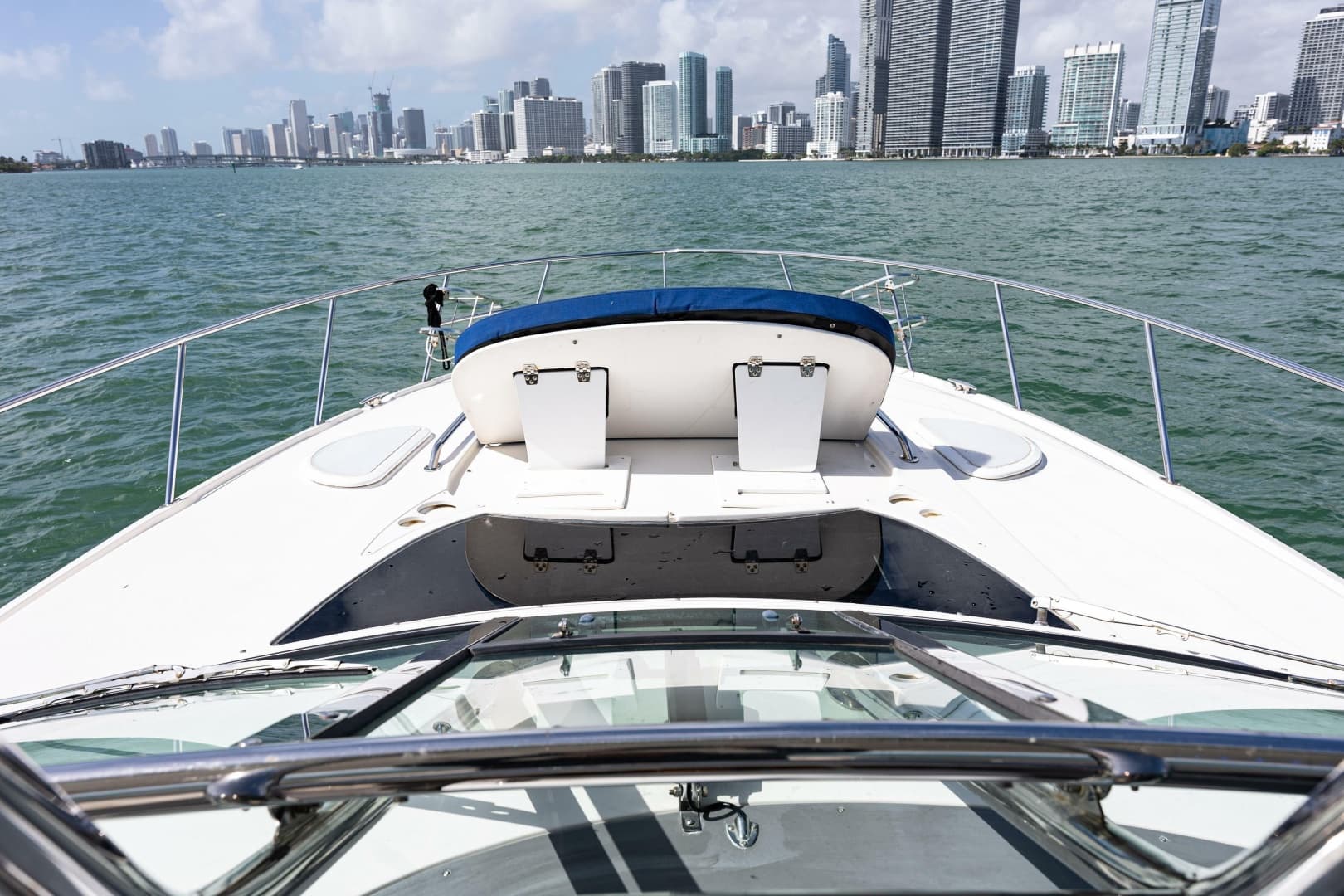 2008 Monterey 400 Sport Yacht