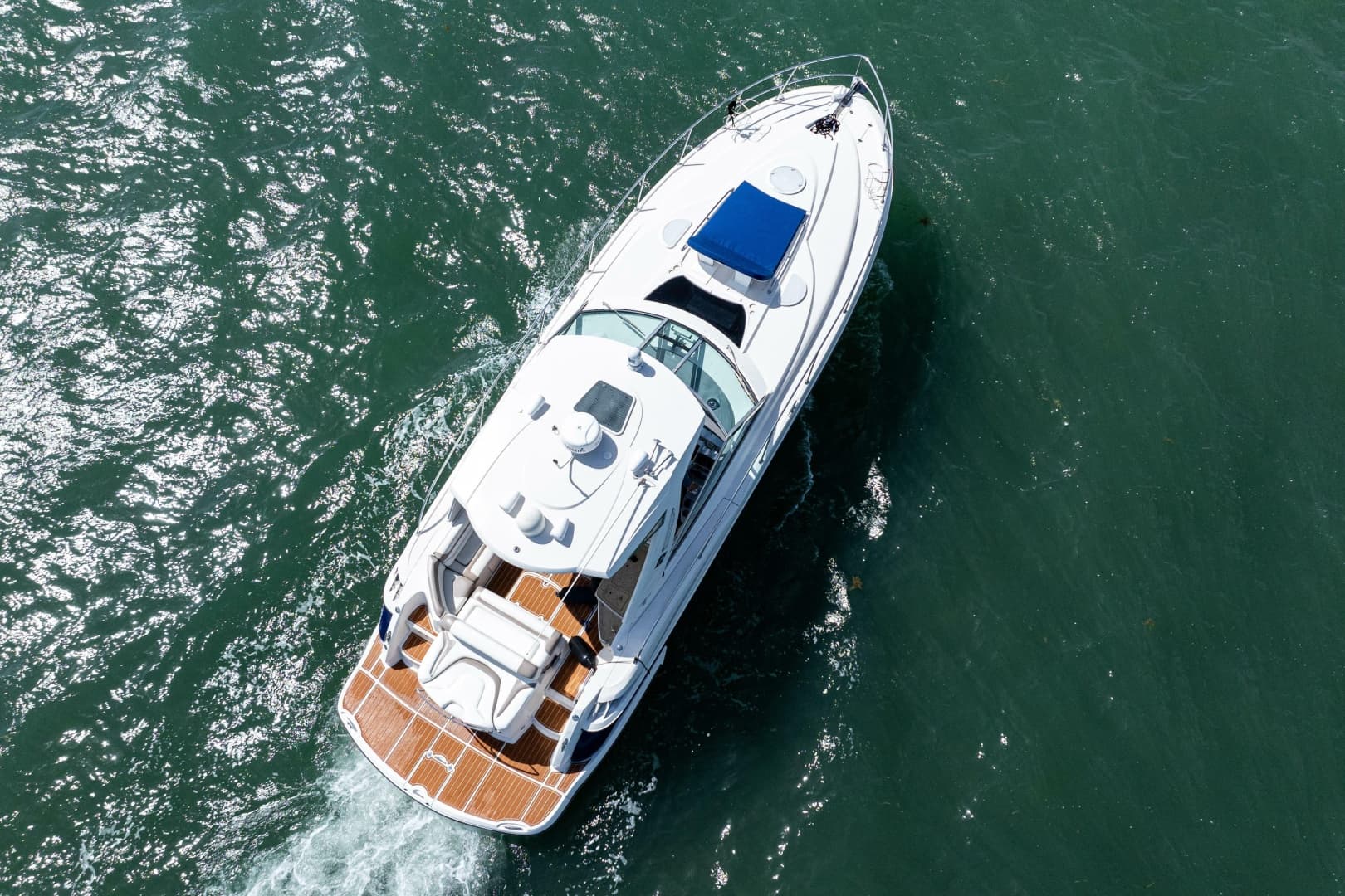 2008 Monterey 400 Sport Yacht
