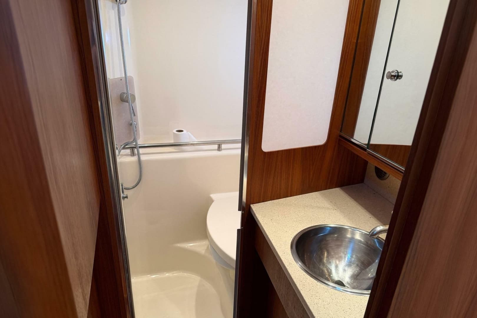 2008 Tiara Yachts 3500 Sovran