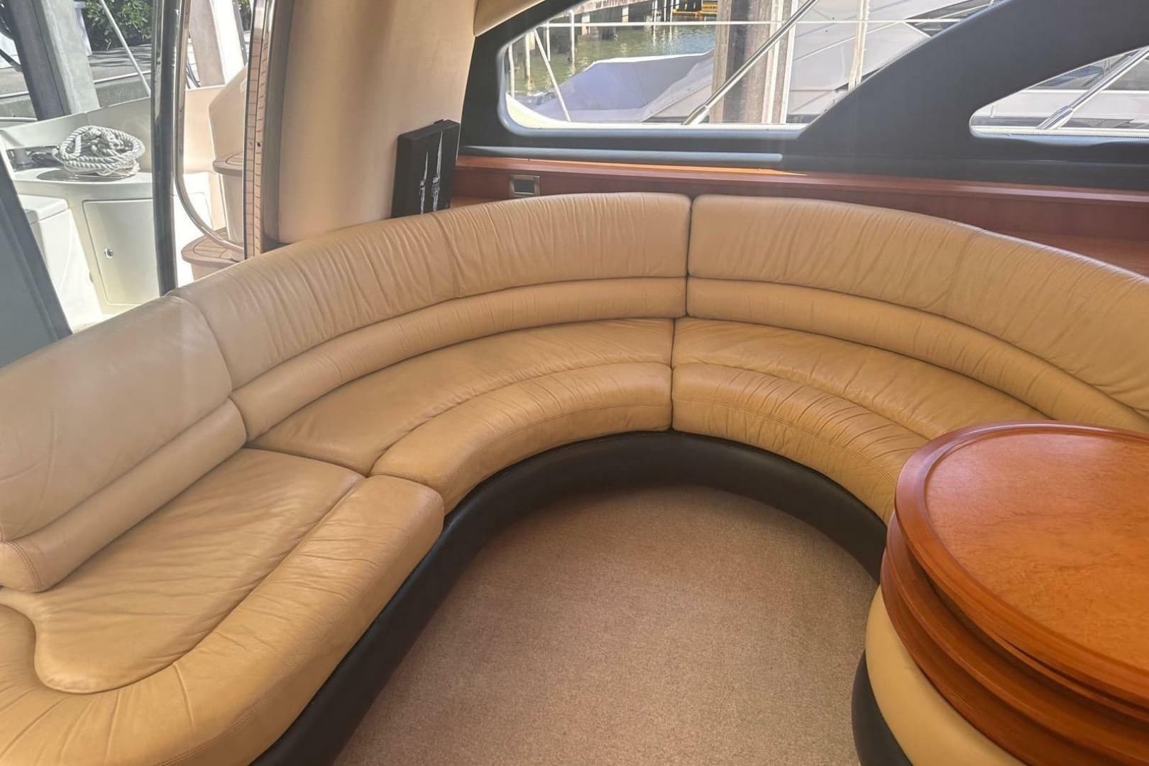 2007 Azimut 55E