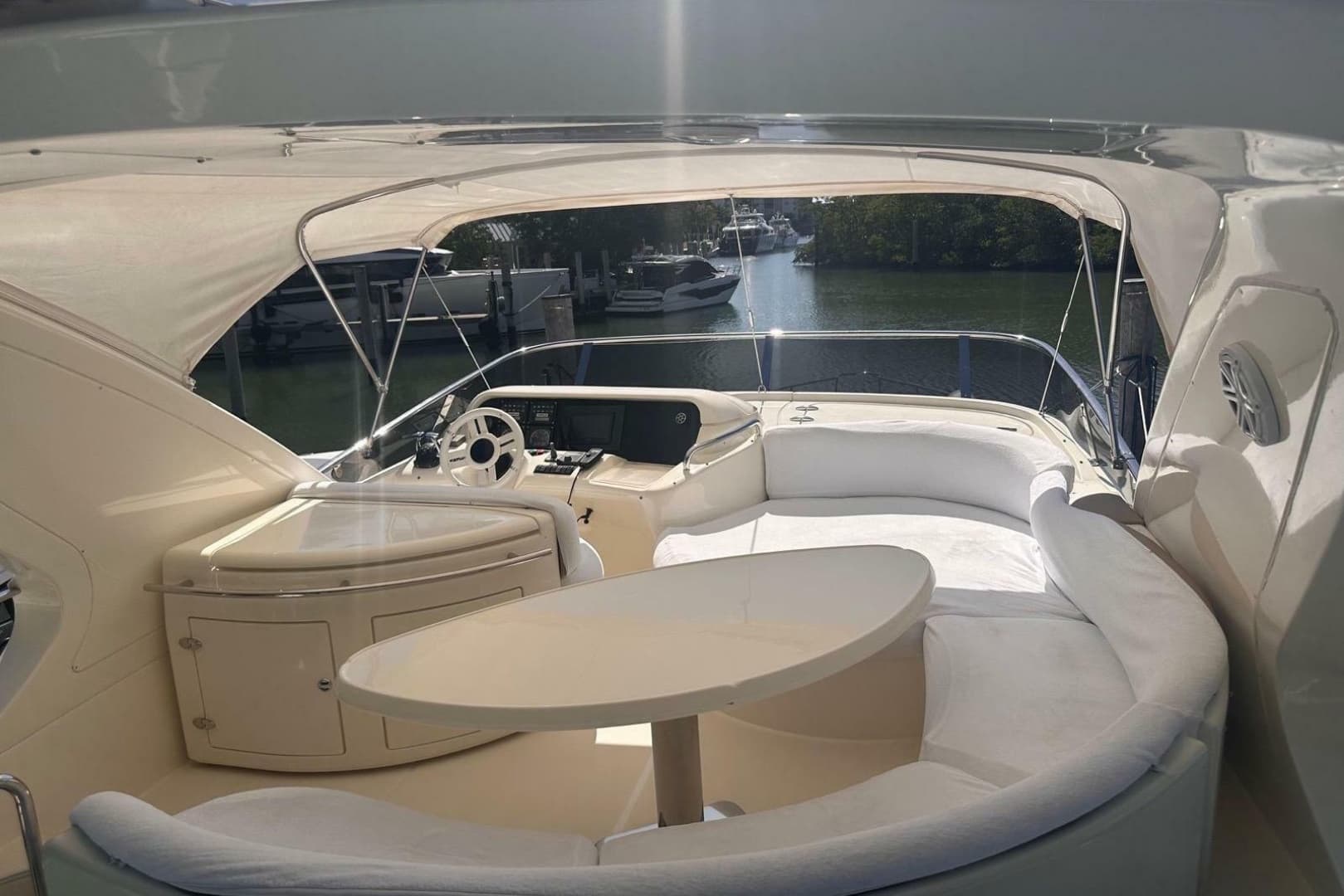 2007 Azimut 55E
