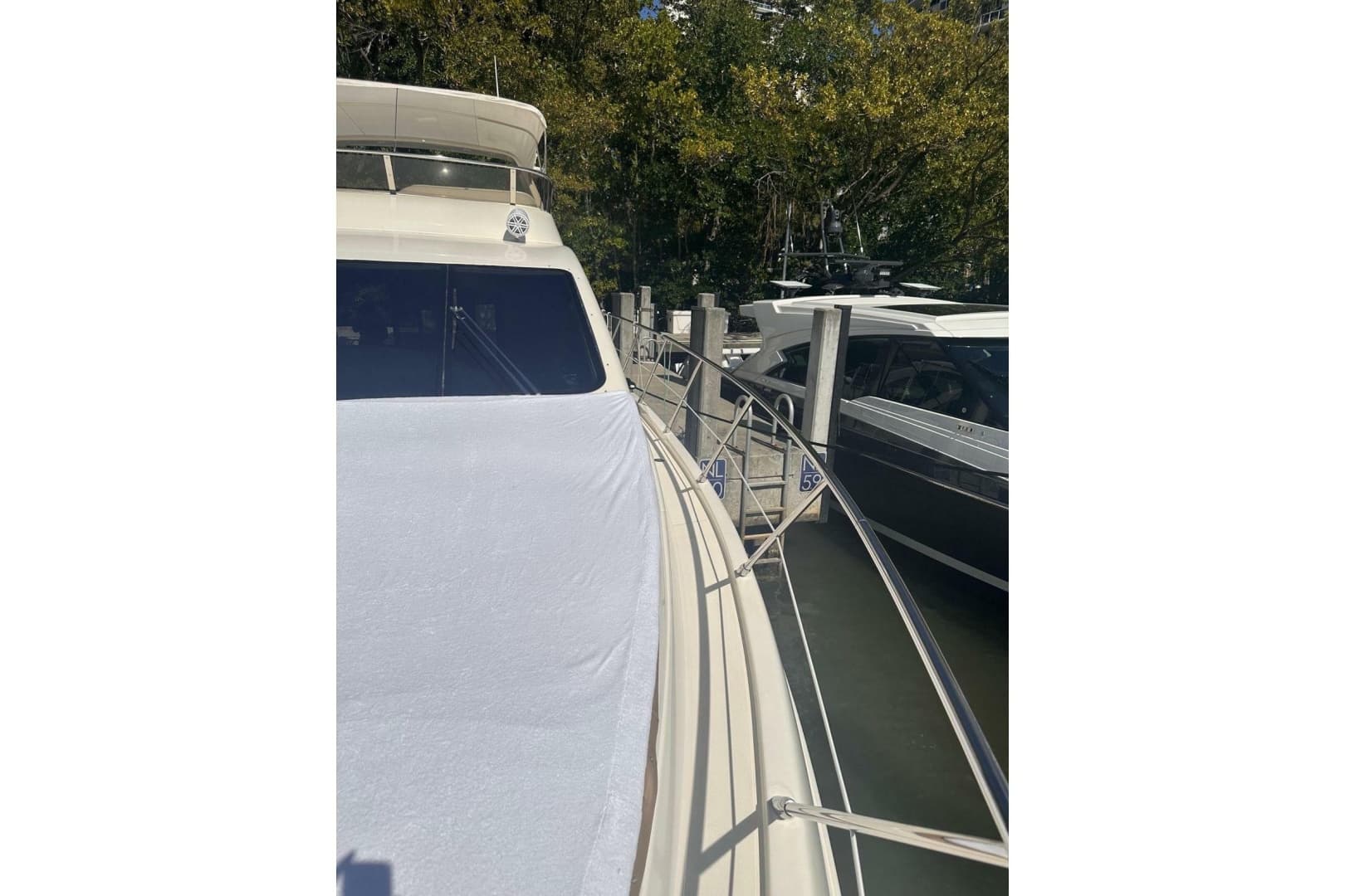 2007 Azimut 55E