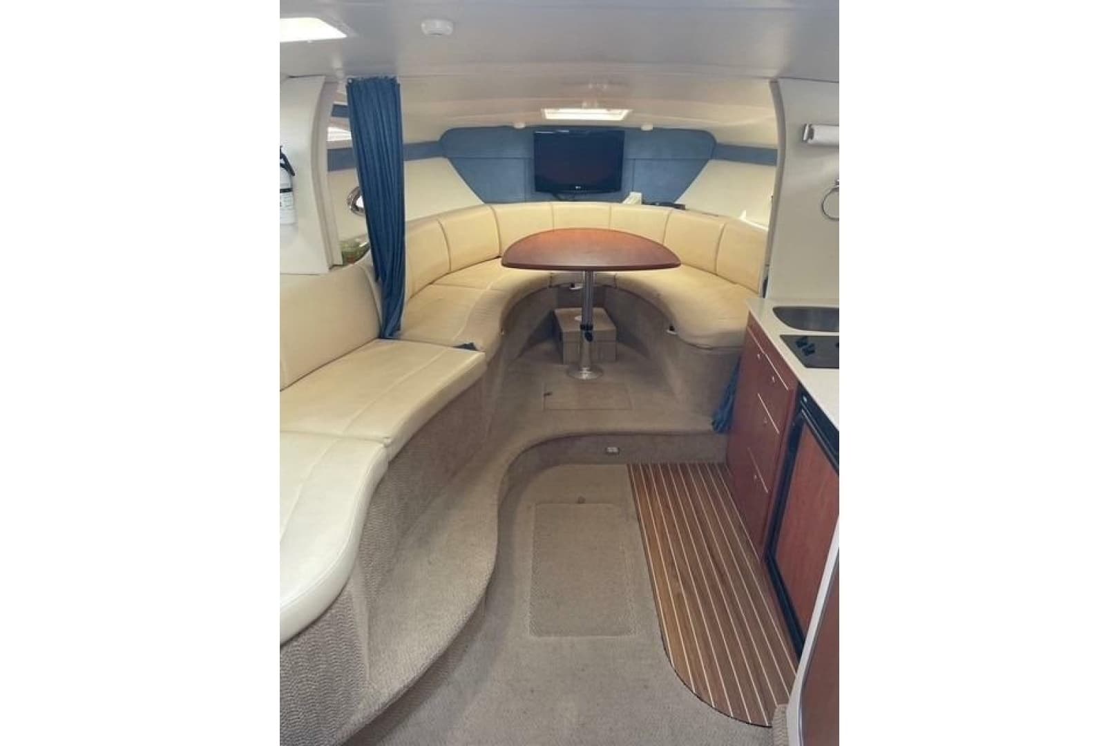 2007 Bayliner 325