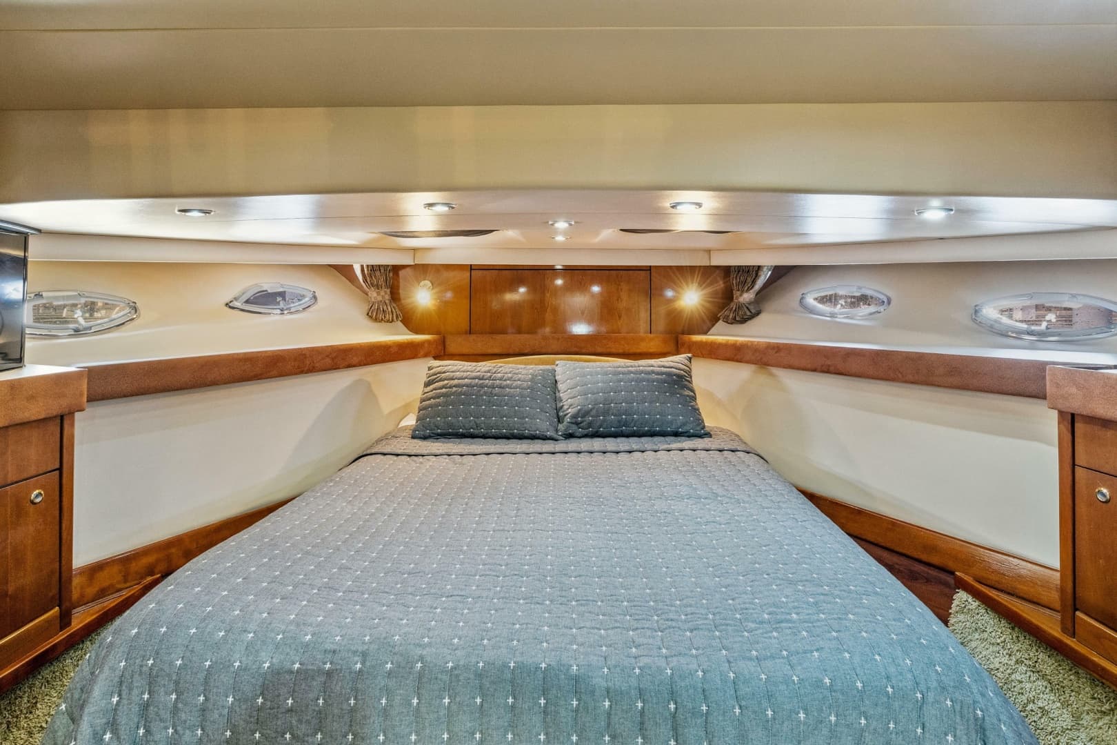2007 Meridian 490 Pilothouse
