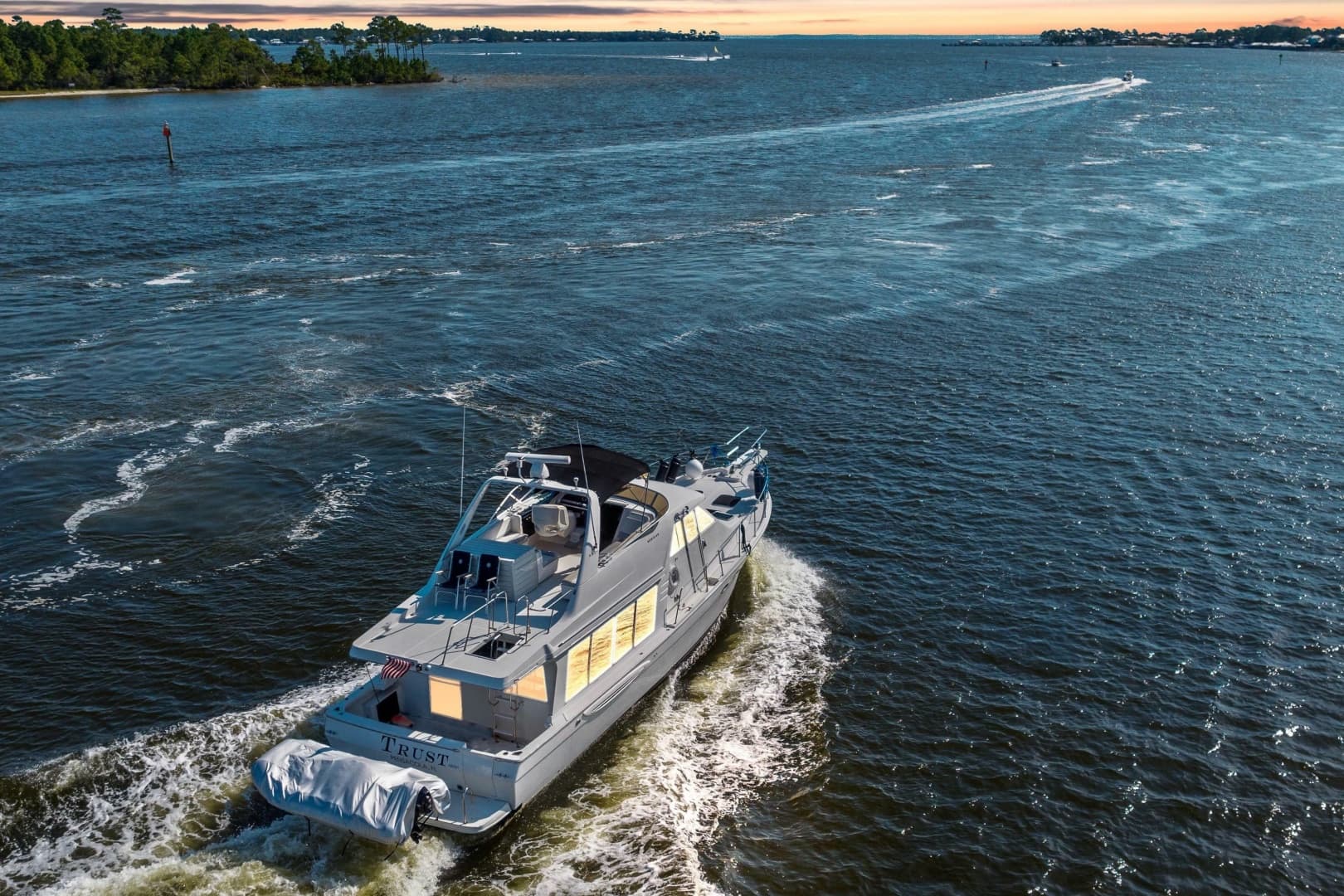 2007 Meridian 490 Pilothouse