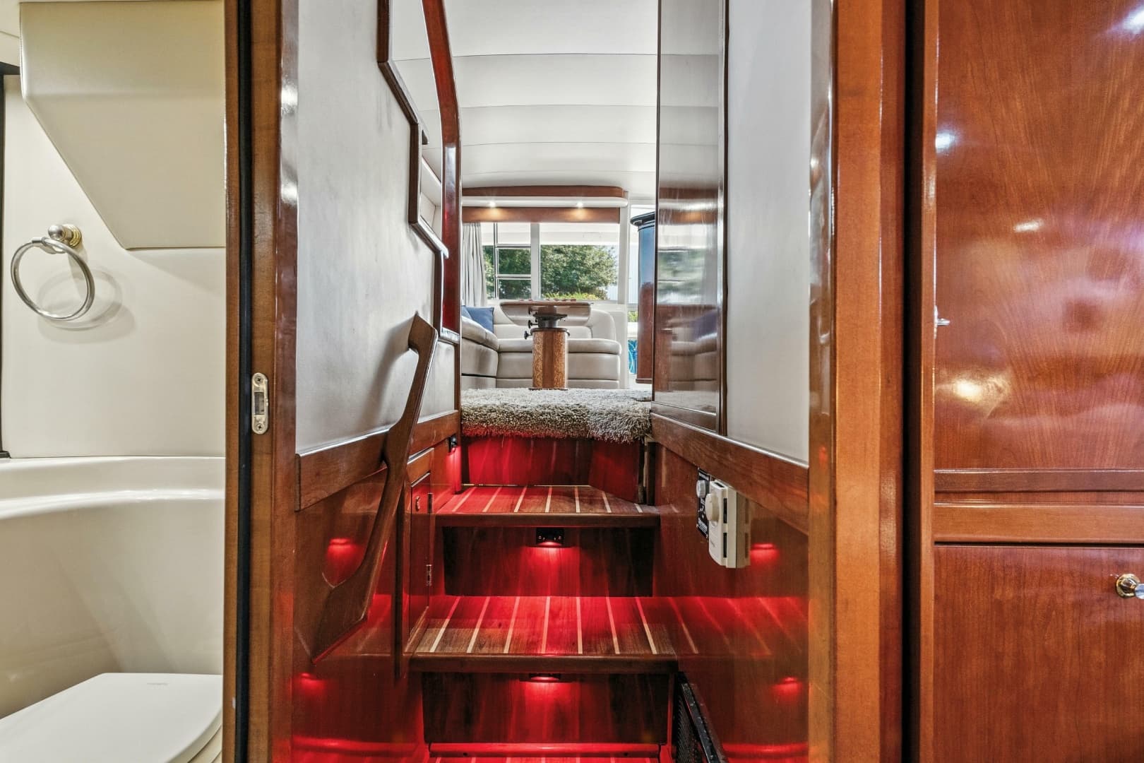 2007 Meridian 490 Pilothouse