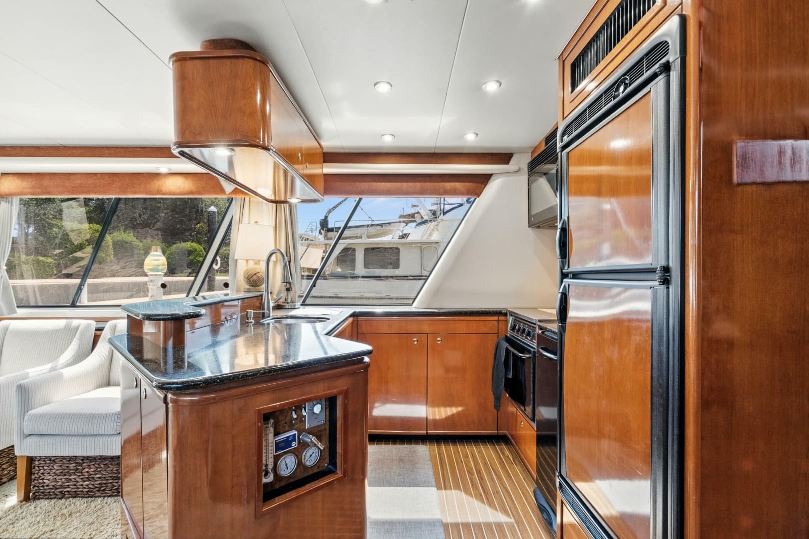2007 Meridian 490 Pilothouse