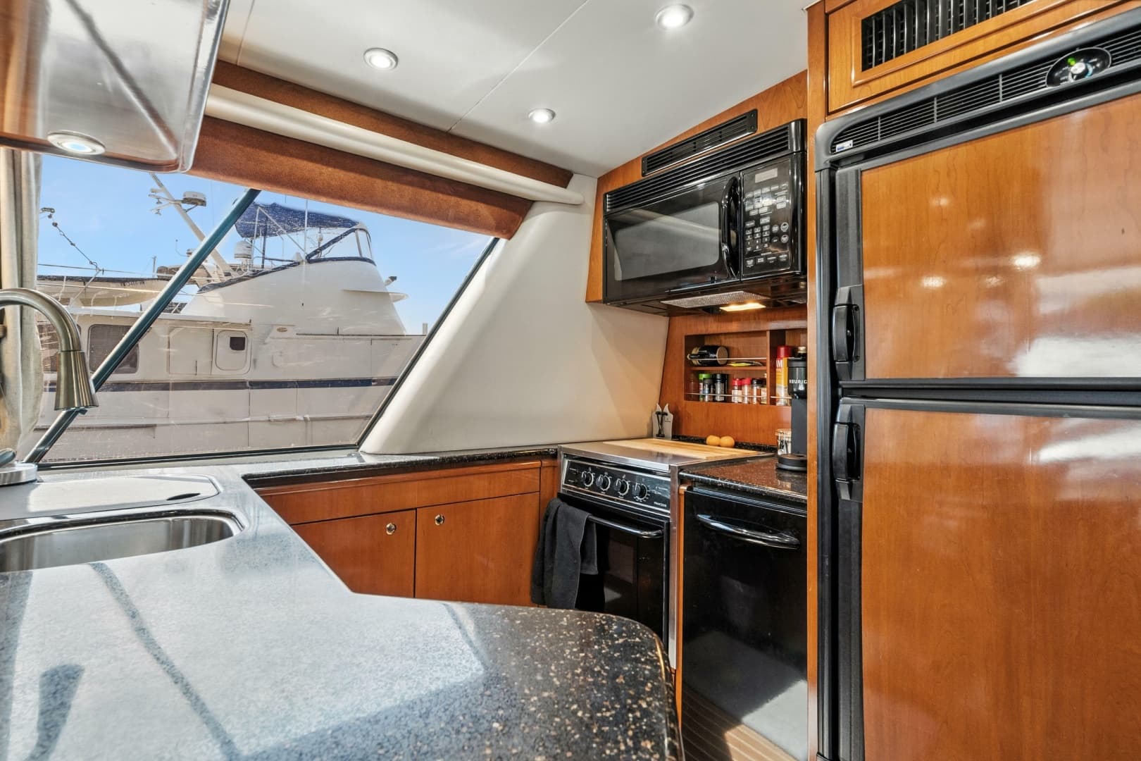 2007 Meridian 490 Pilothouse