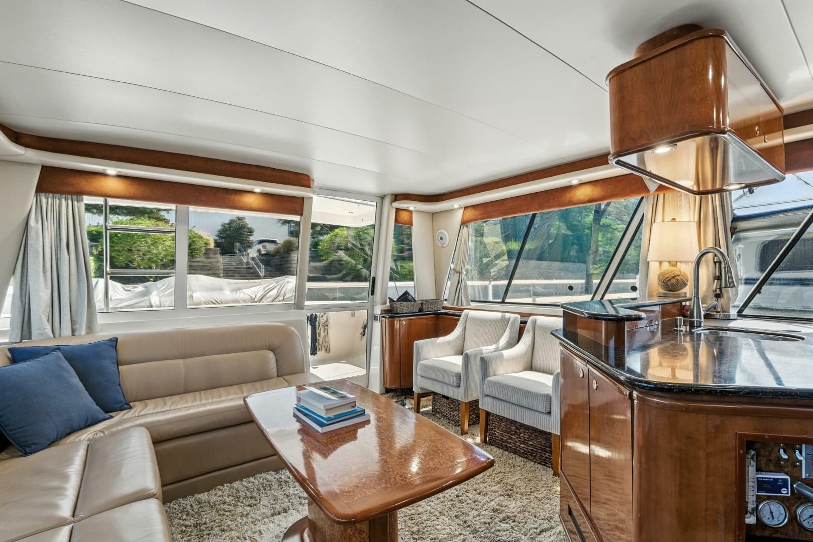 2007 Meridian 490 Pilothouse