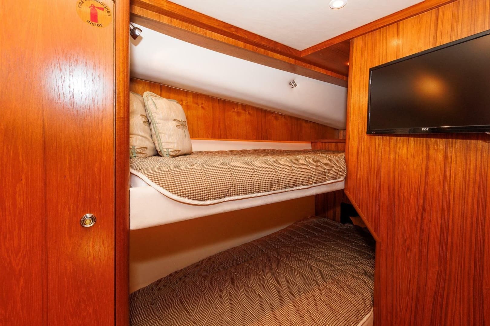 2007 Tiara Yachts 3900 Convertible