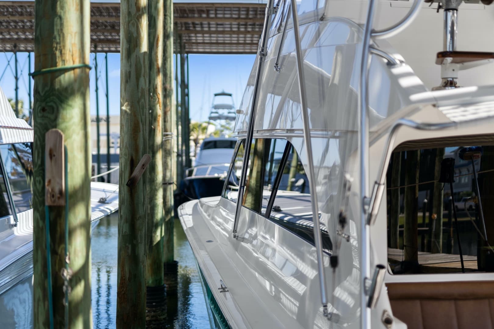 2007 Viking 56 Convertible