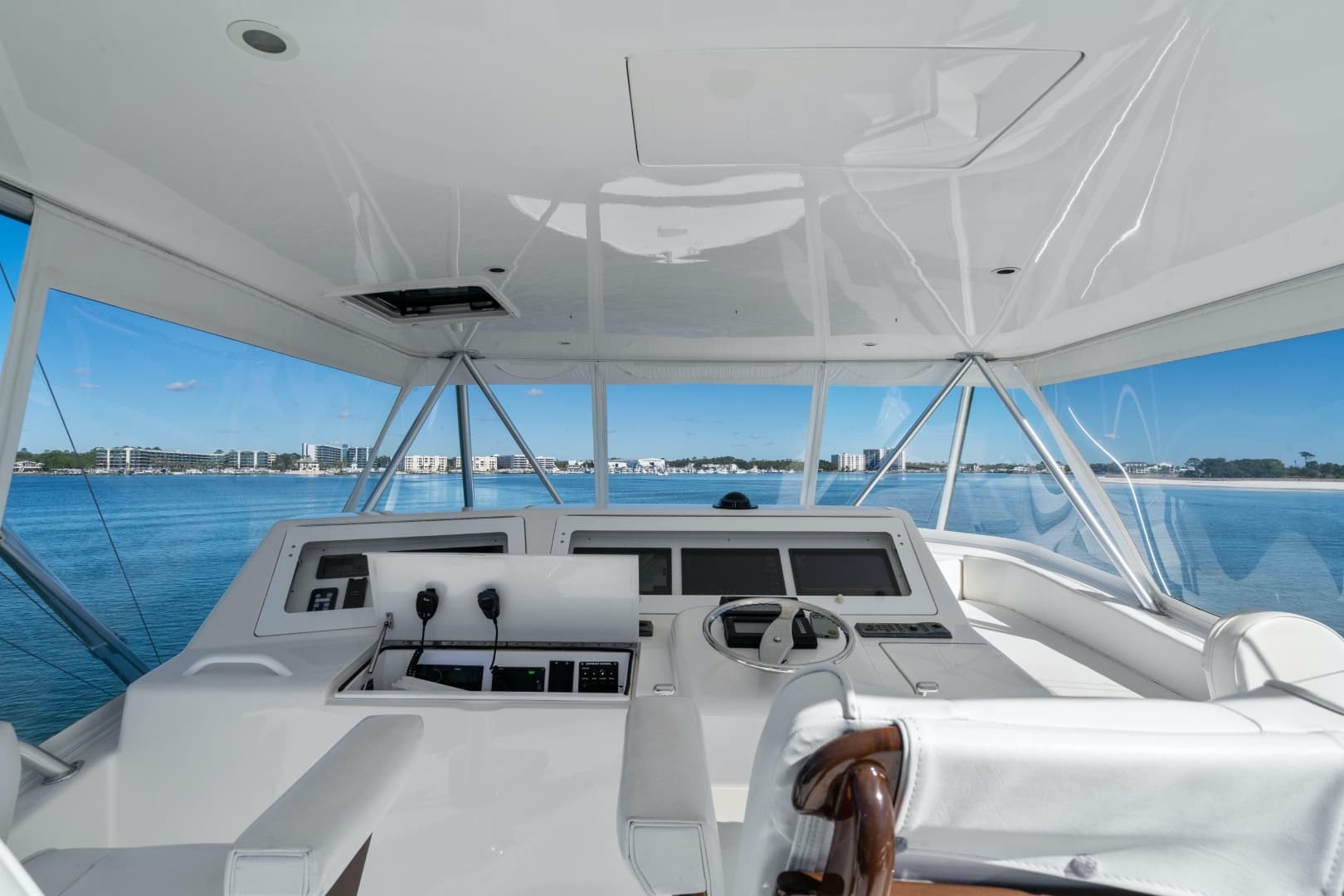 2007 Viking 56 Convertible