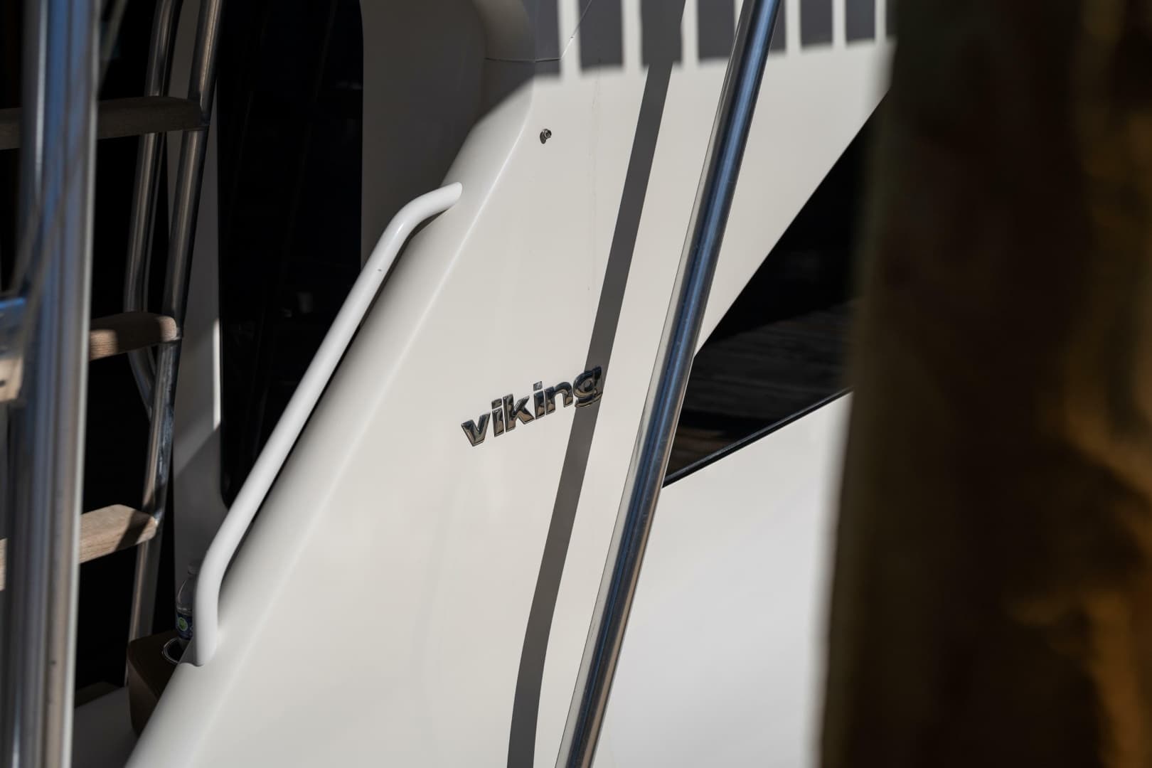 2007 Viking 56 Convertible
