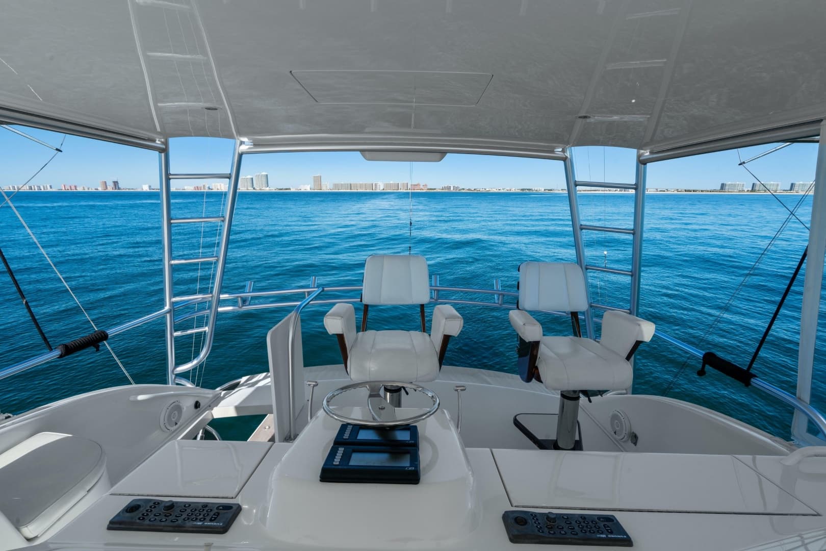 2007 Viking 56 Convertible