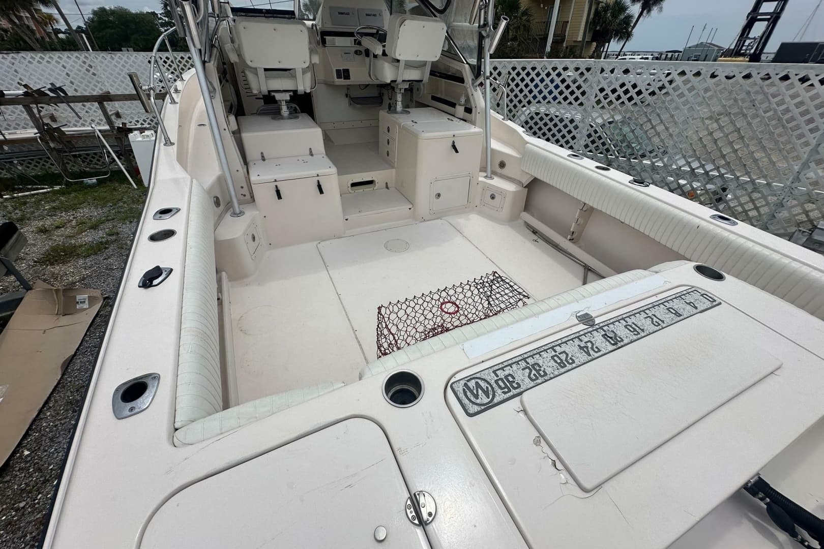 2006 Grady-White Marlin 300