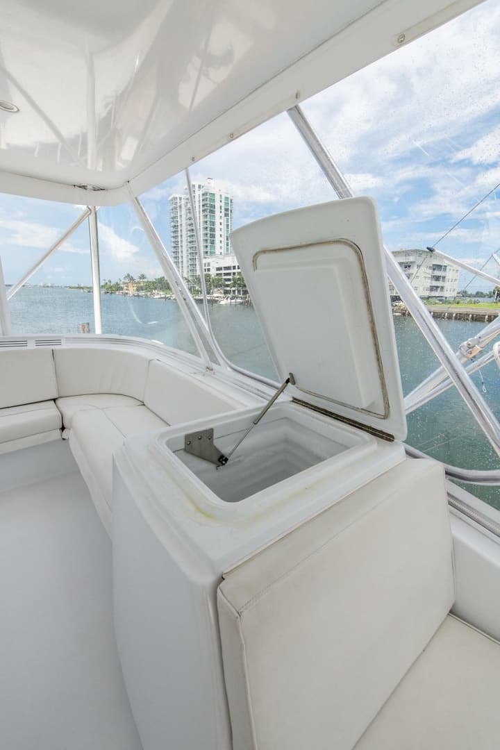 2006 Hatteras 64 Convertible