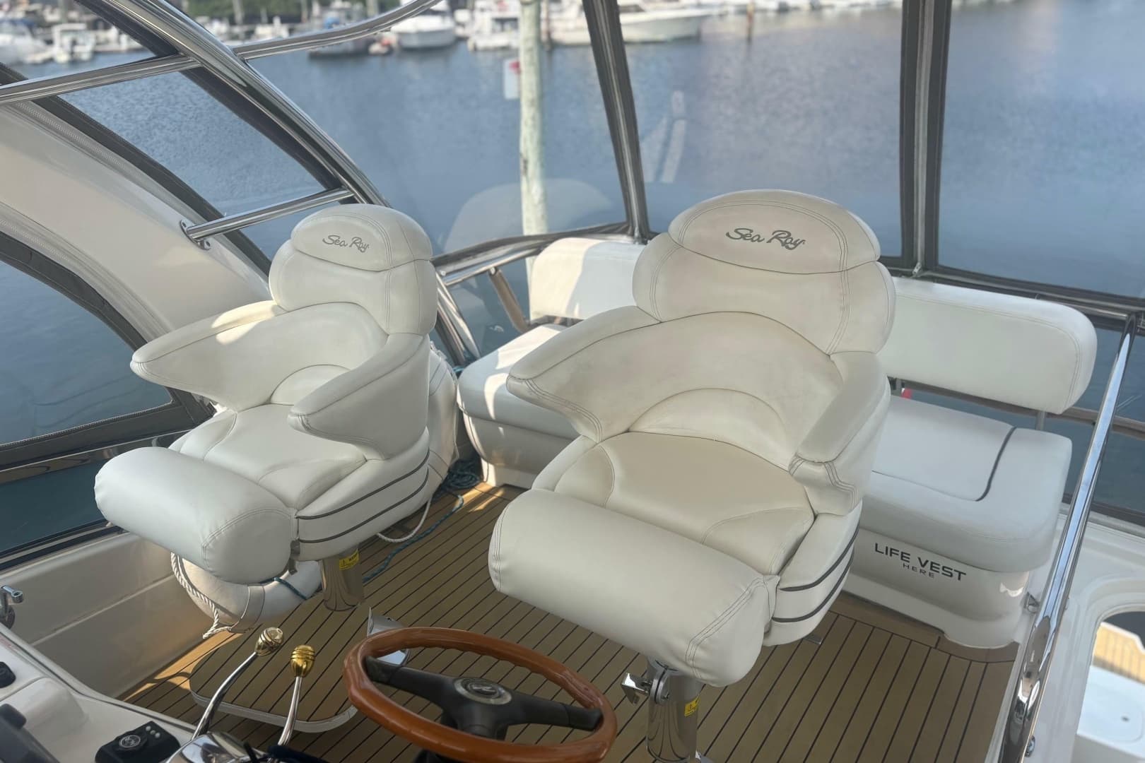 2006 Sea Ray 52 Sedan Bridge