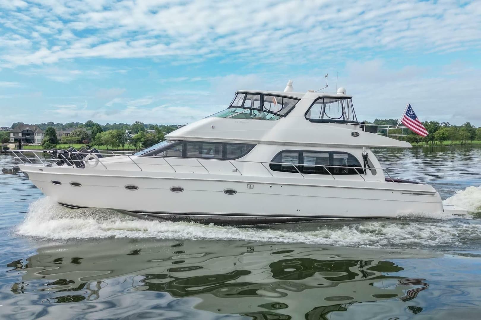 2005 Carver 56 Voyager