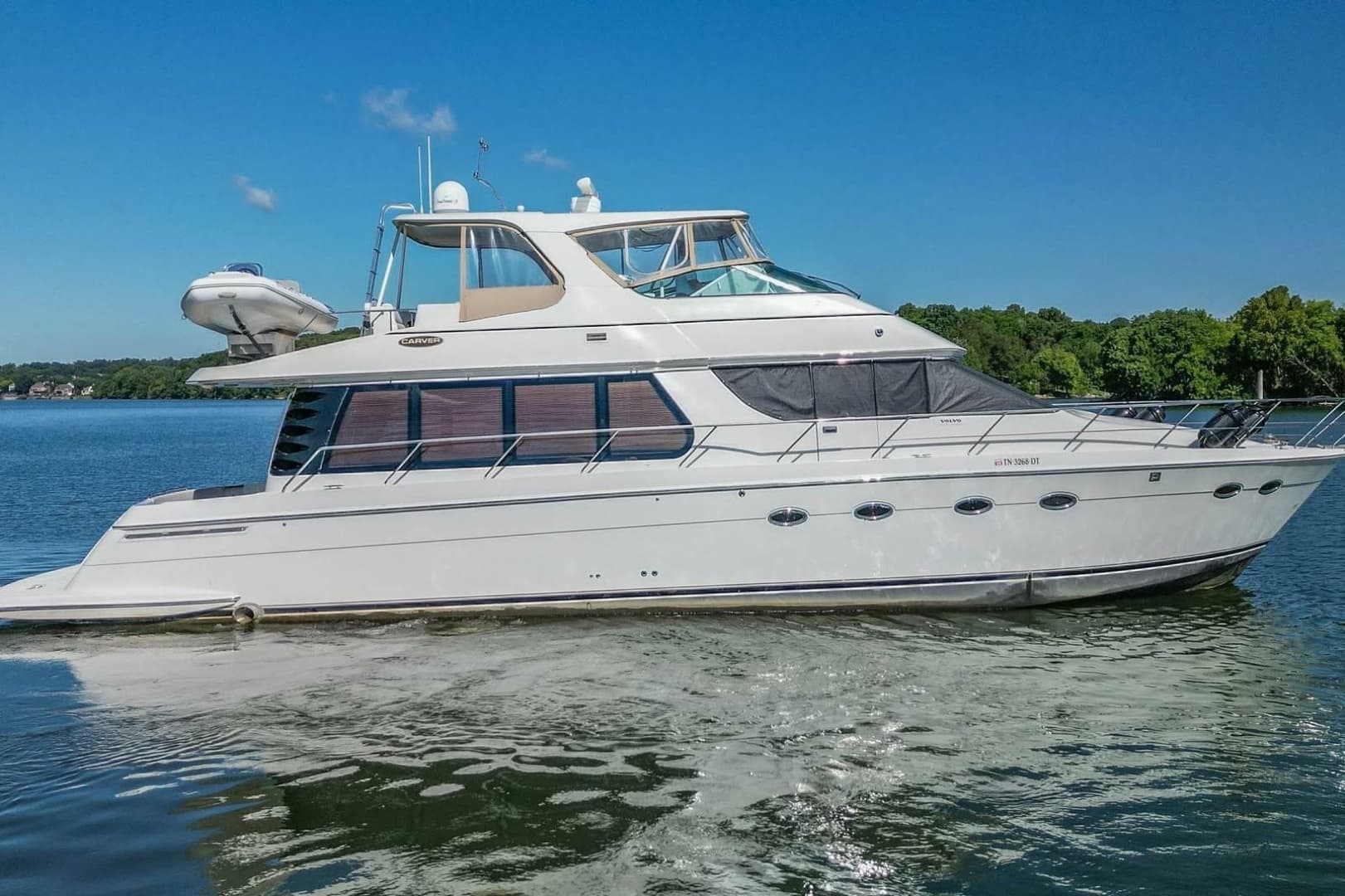 2005 Carver 570 Voyager Pilothouse