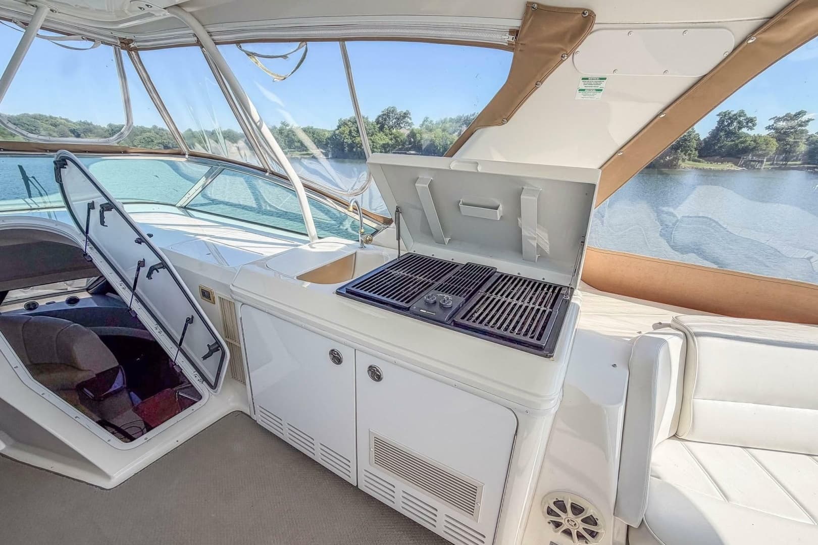 2005 Carver 570 Voyager Pilothouse