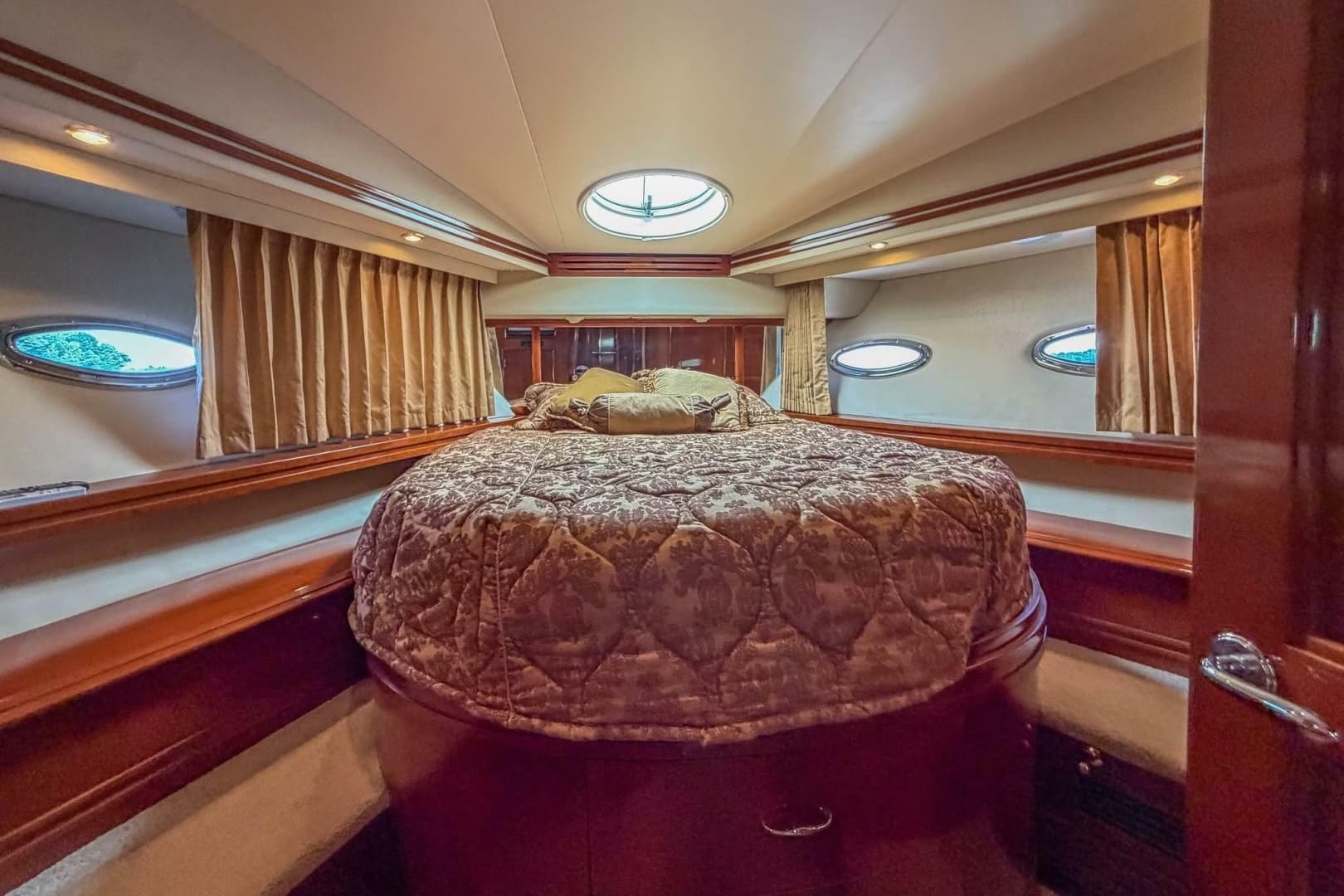 2005 Carver 570 Voyager Pilothouse