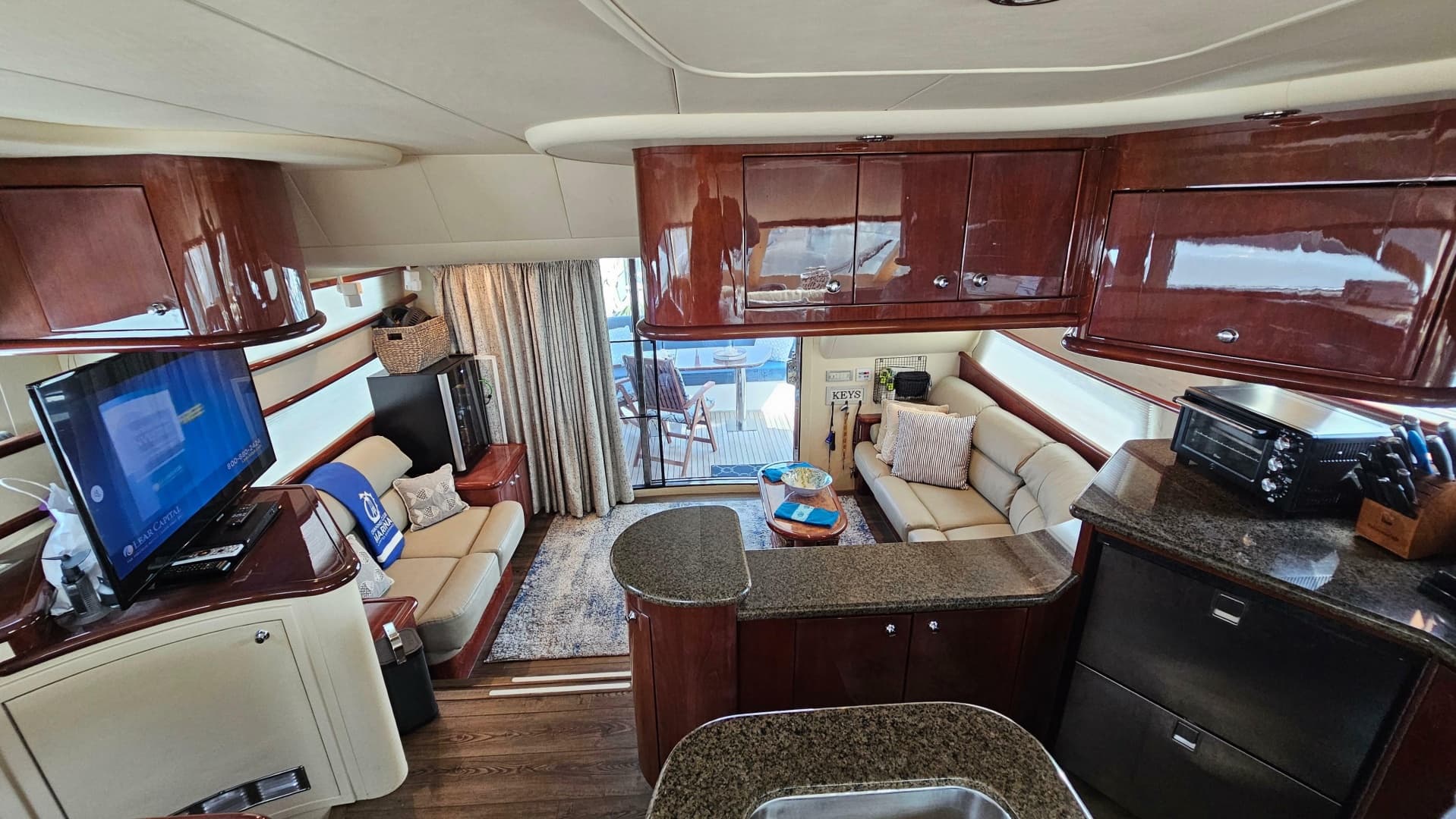 2005 Neptunus 56 Flybridge