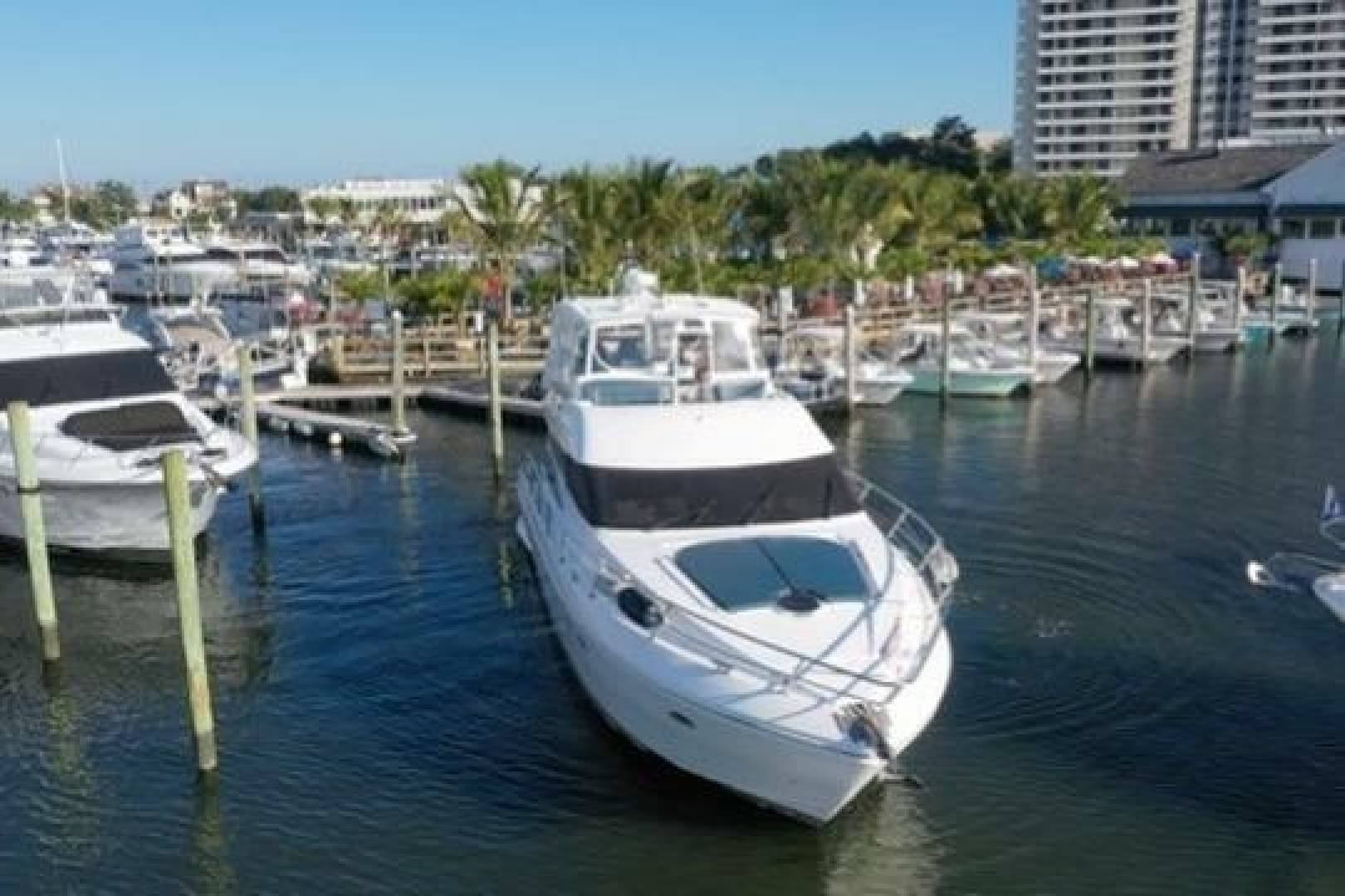 2005 Neptunus 56 Flybridge