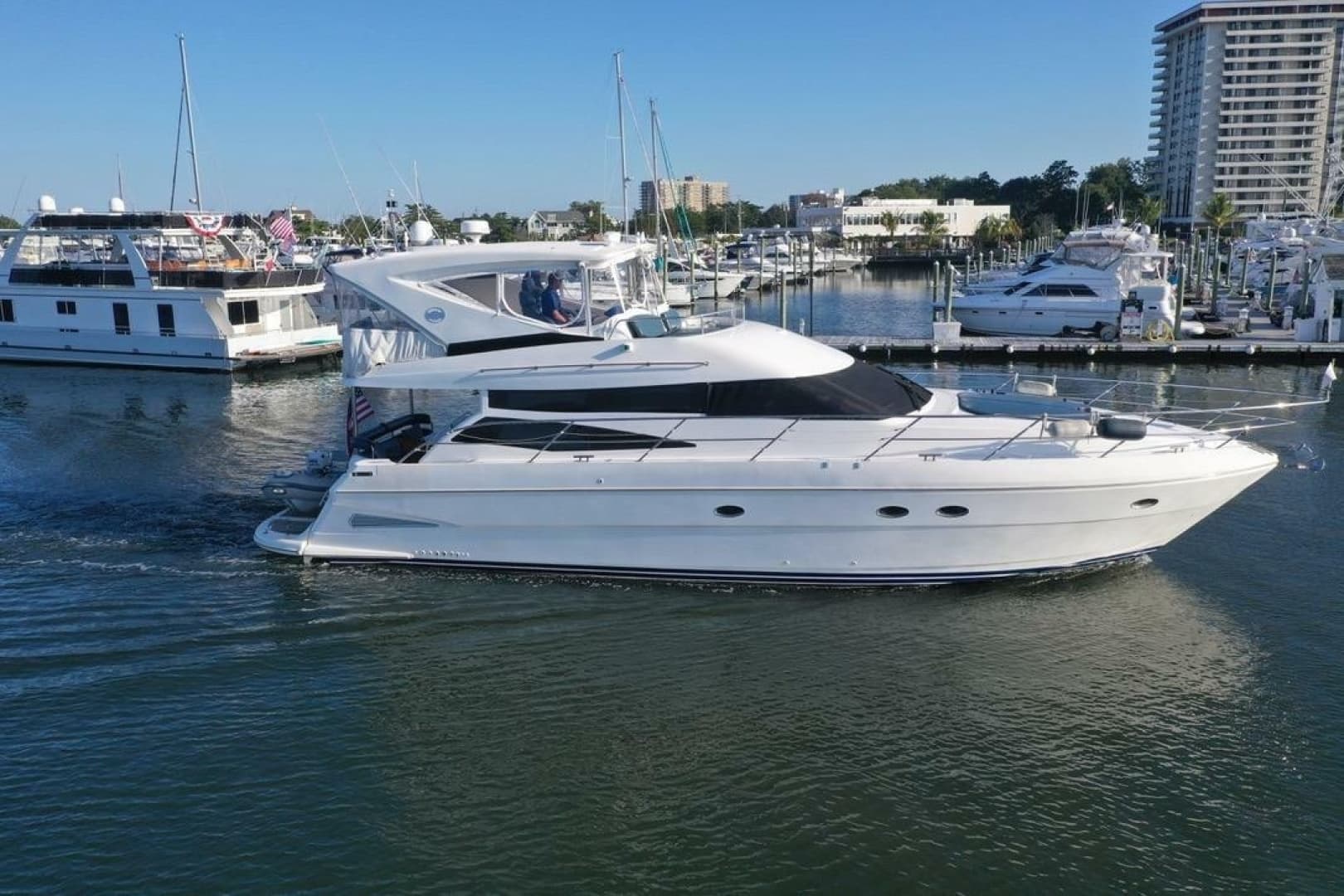 2005 Neptunus 56 Flybridge
