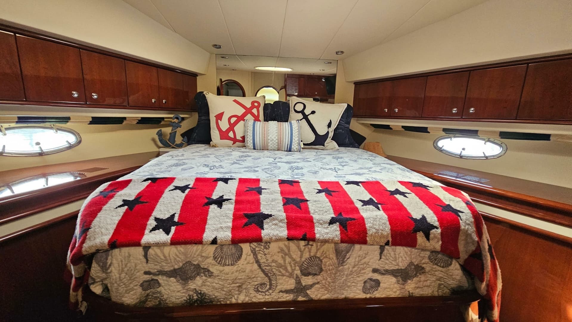2005 Neptunus 56 Flybridge