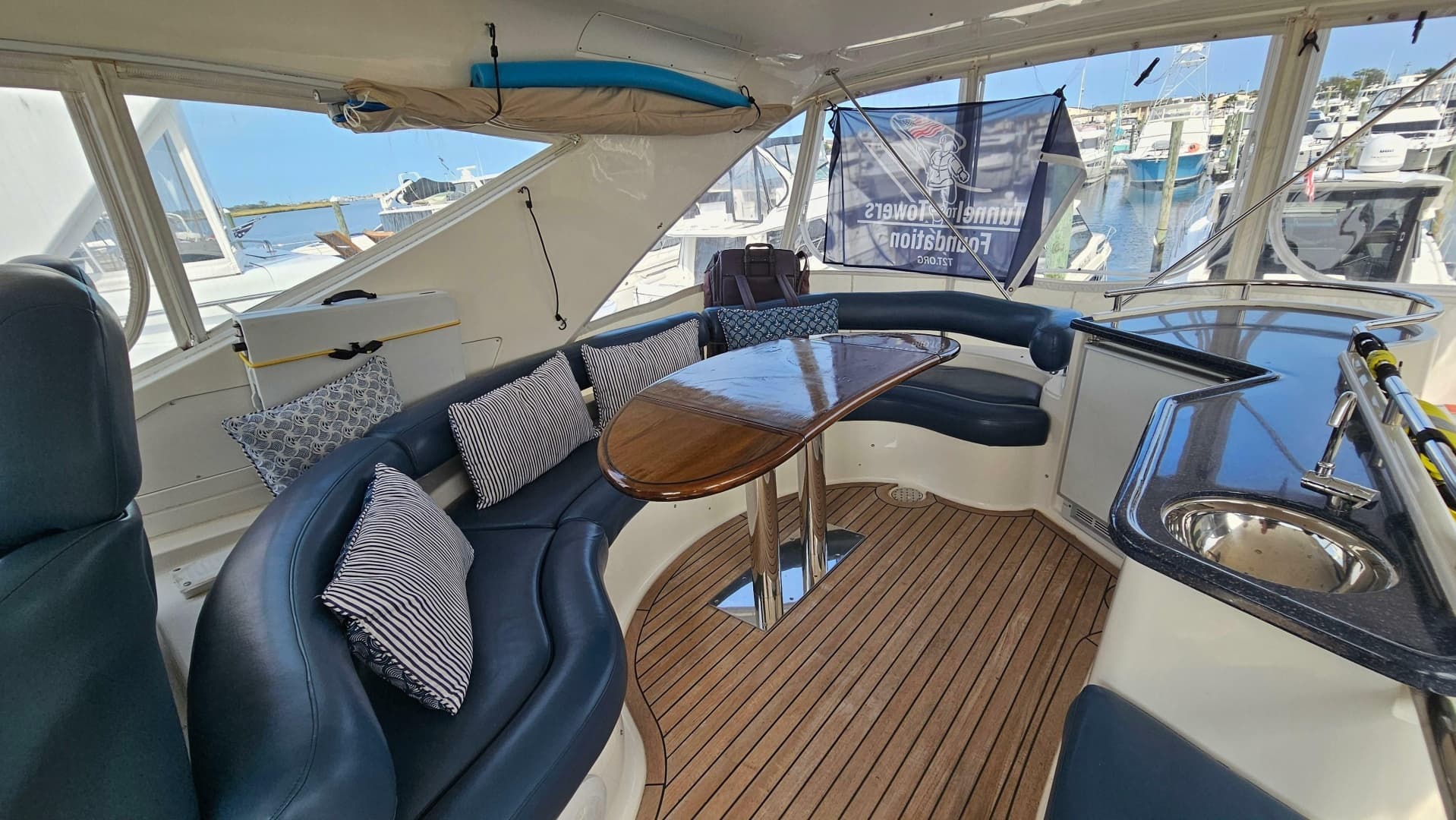 2005 Neptunus 56 Flybridge