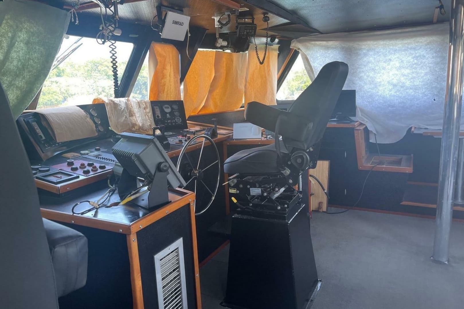 2004 Custom Supply Boat