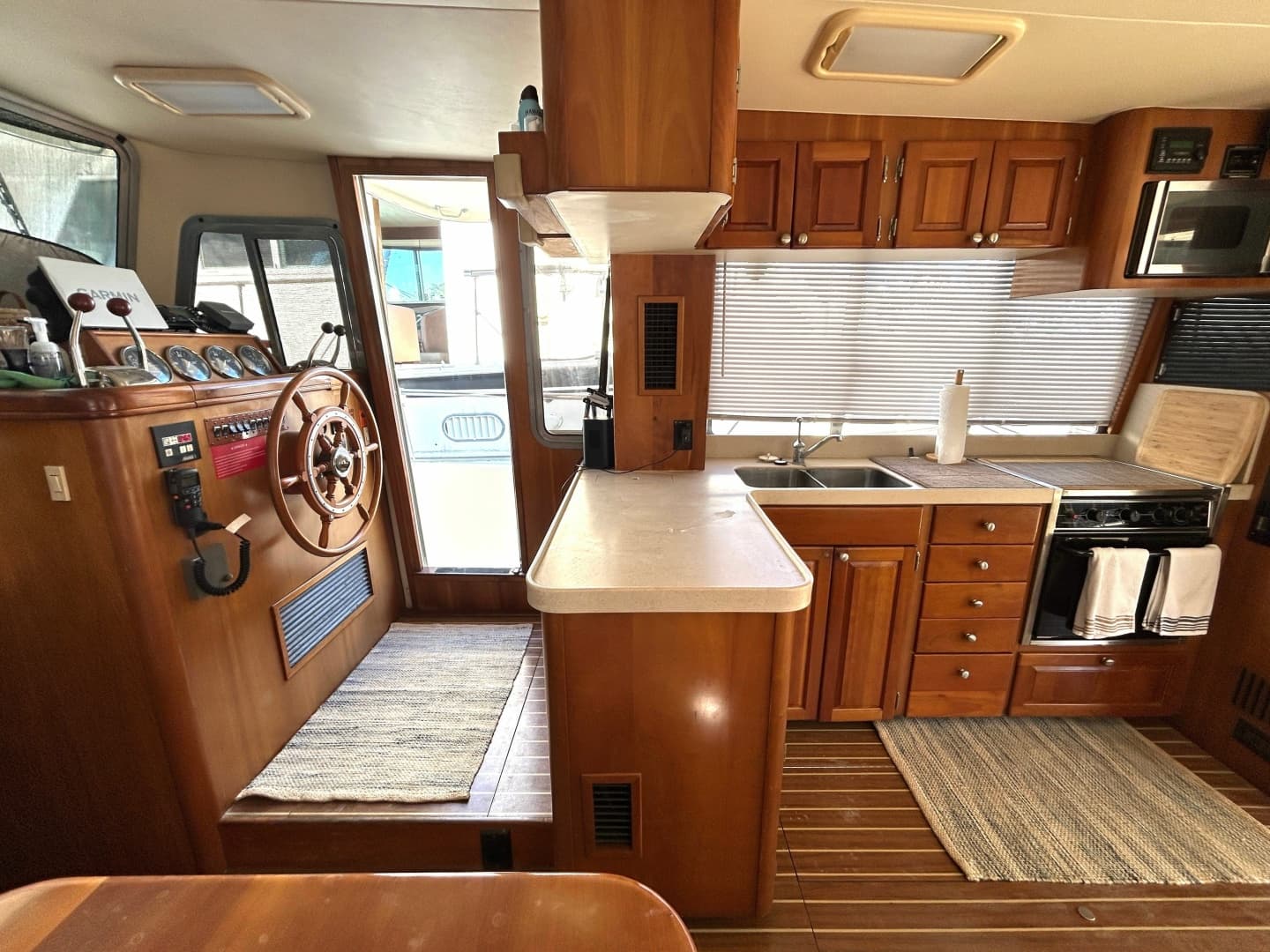 2004 Mainship 400 Trawler