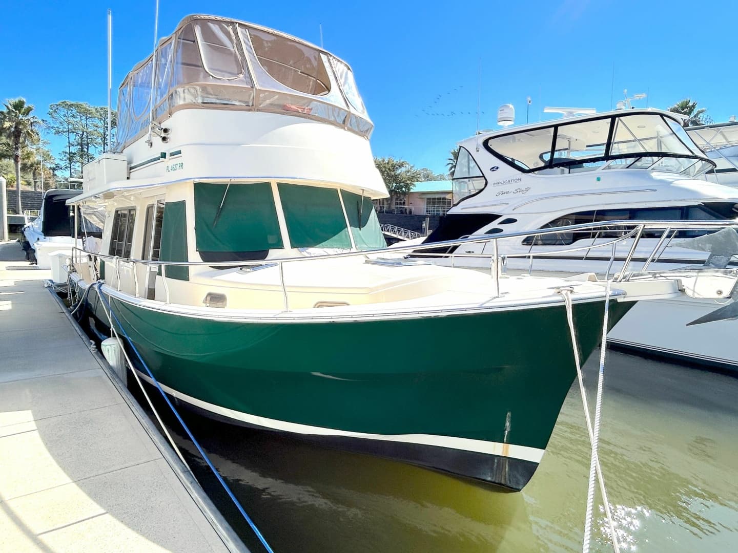 2004 Mainship 400 Trawler