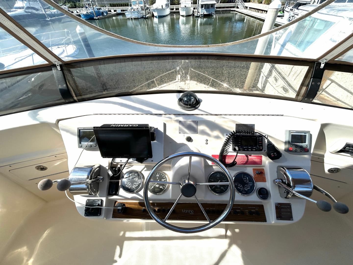 2004 Mainship 400 Trawler