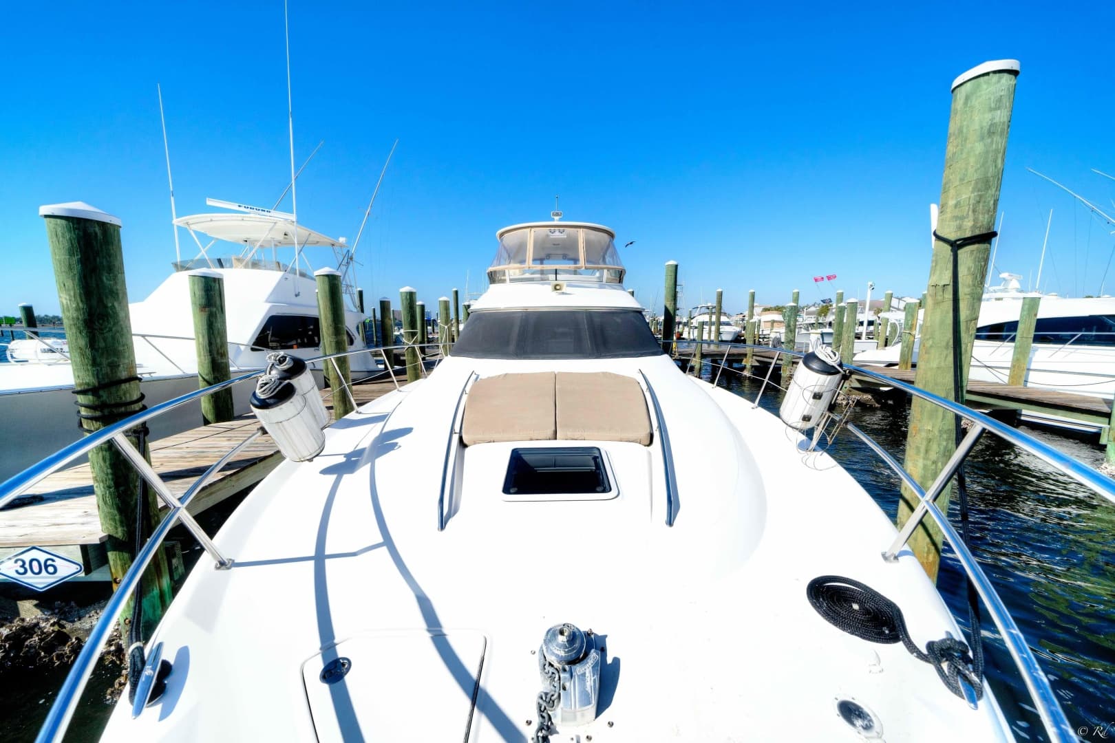 2004 Sea Ray 480 Sedan Bridge