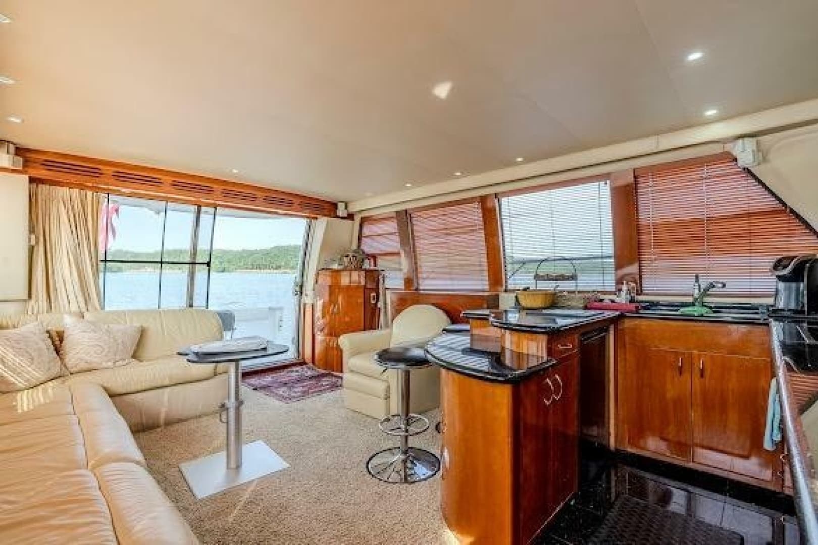 2003 Carver 570 Voyager Pilothouse