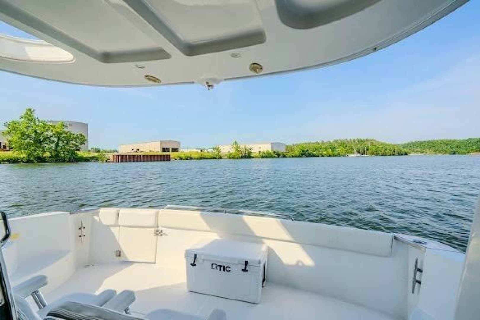 2003 Carver 570 Voyager Pilothouse