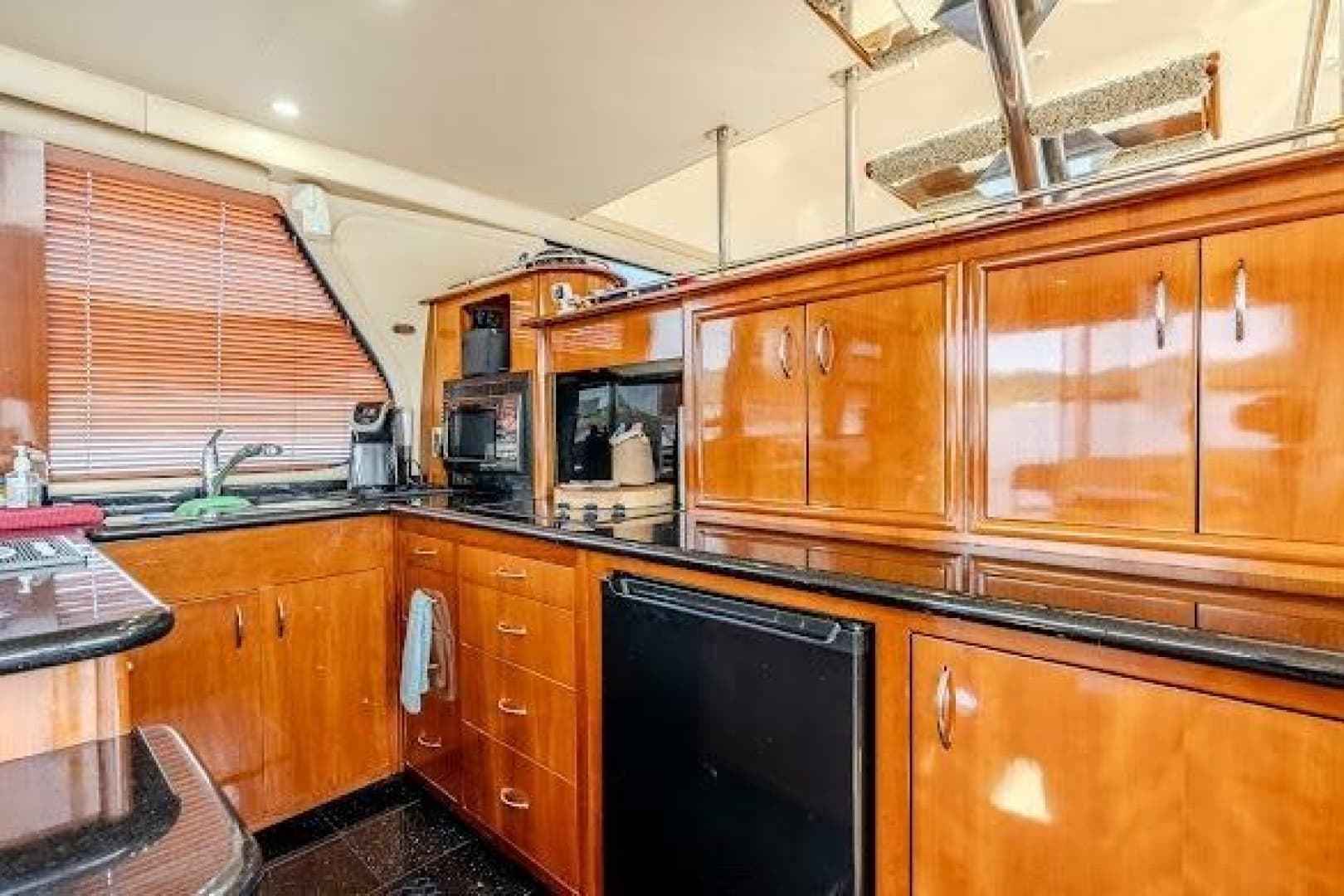 2003 Carver 570 Voyager Pilothouse