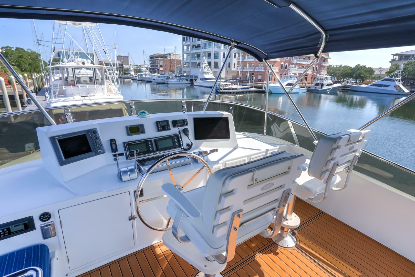 2003 Jefferson Pilothouse 57