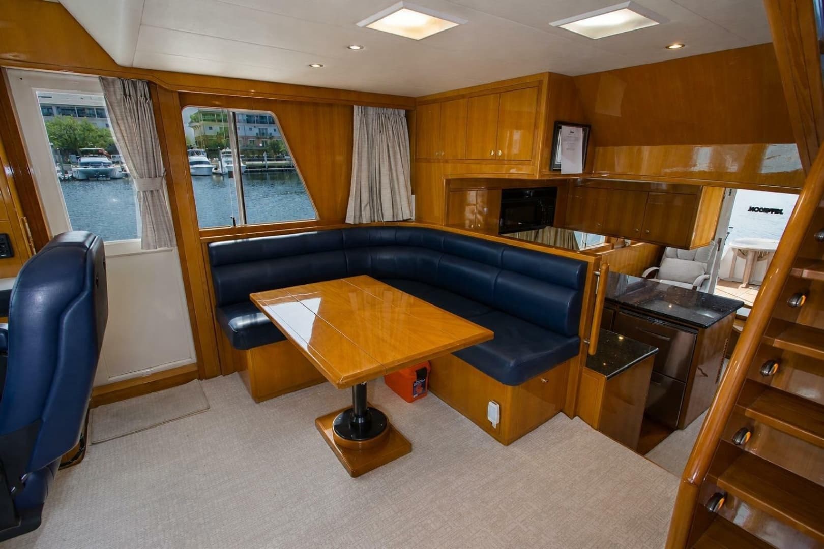 2003 Jefferson Pilothouse 57