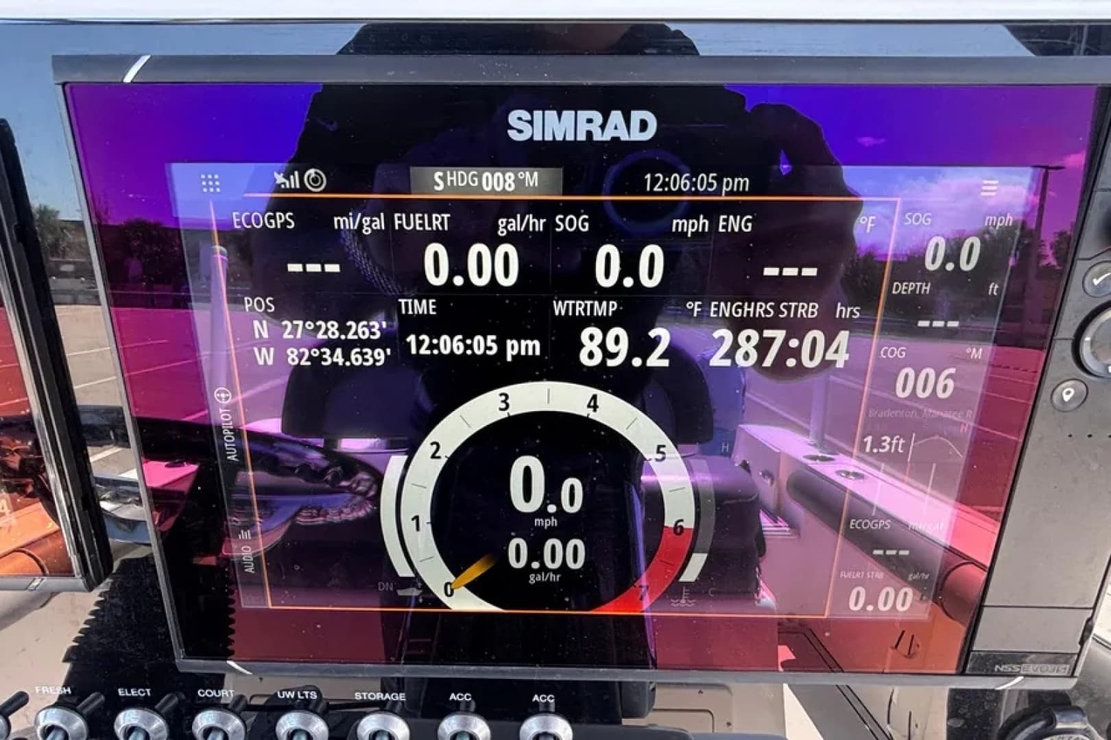 2023 Sea Born LX24 Center Console