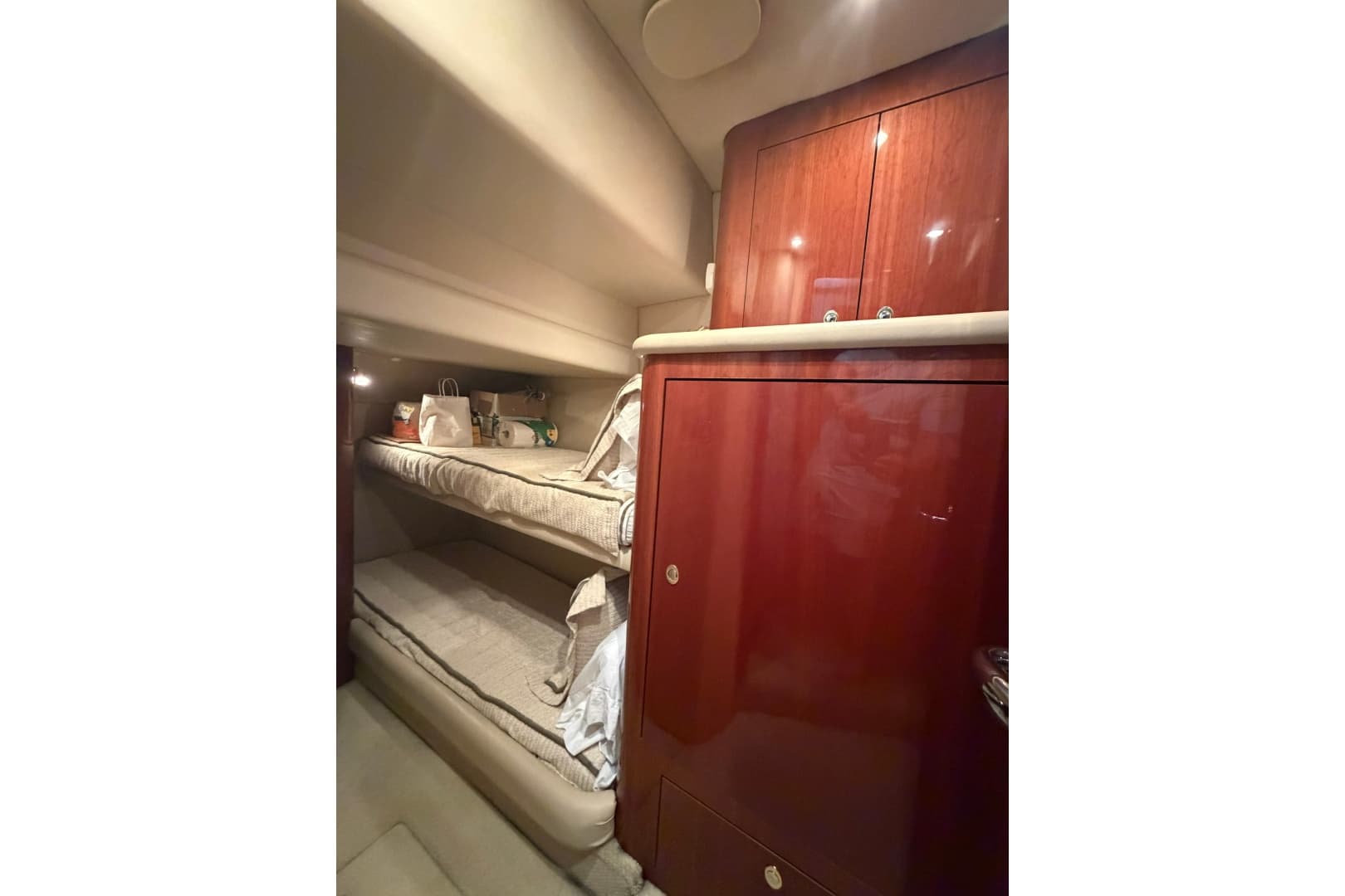 2003 Sea Ray 560 Sedan Bridge