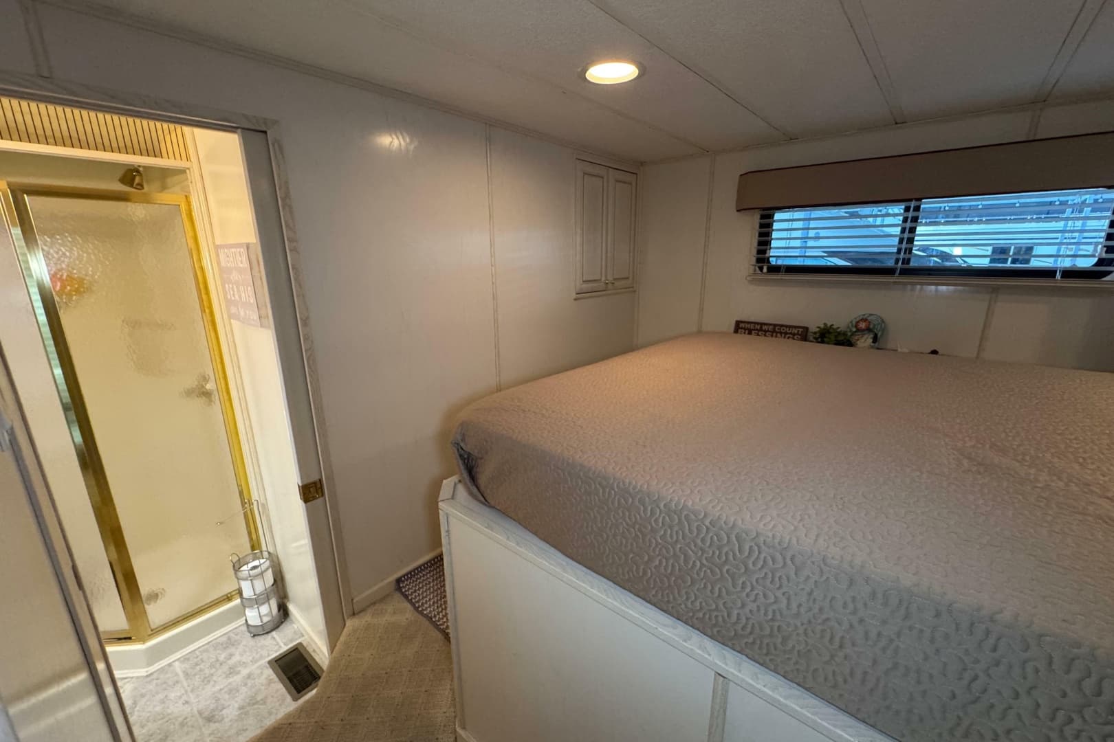 2003 Stardust Cruisers 71x16