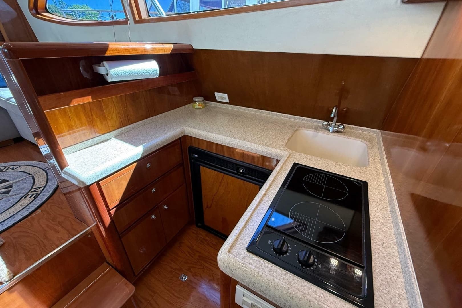 2002 Bertram 390 Convertible