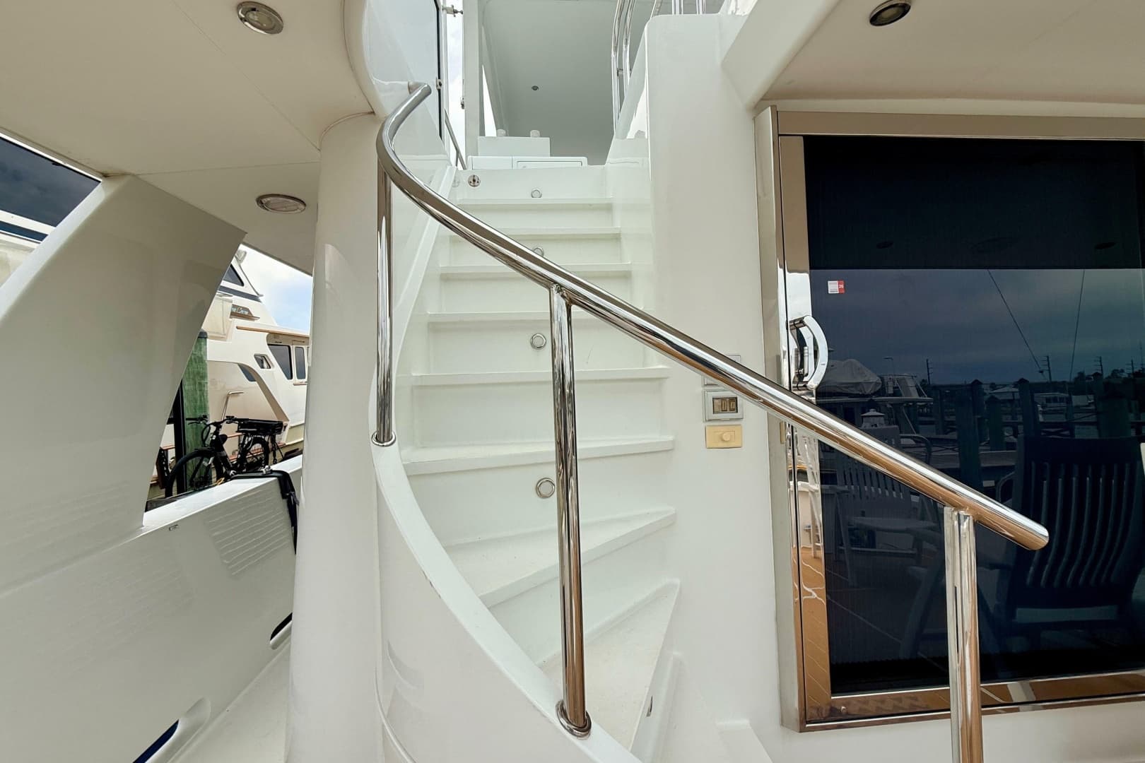 2002 Cheoy Lee 72 Raised Pilot House Motor Yacht