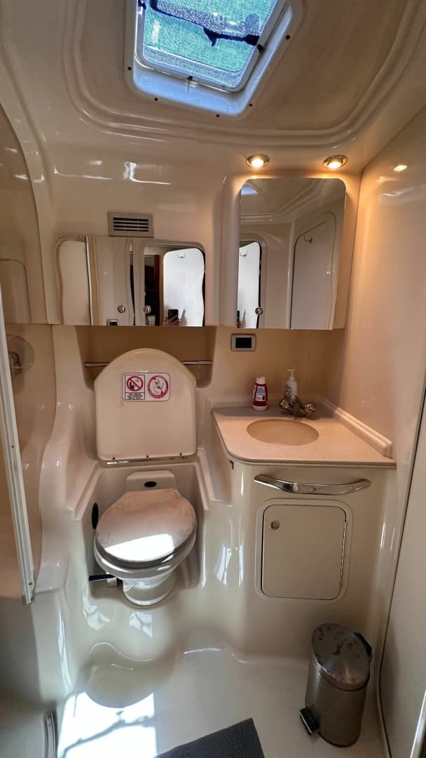 2002 Sea Ray 410 Express Cruiser