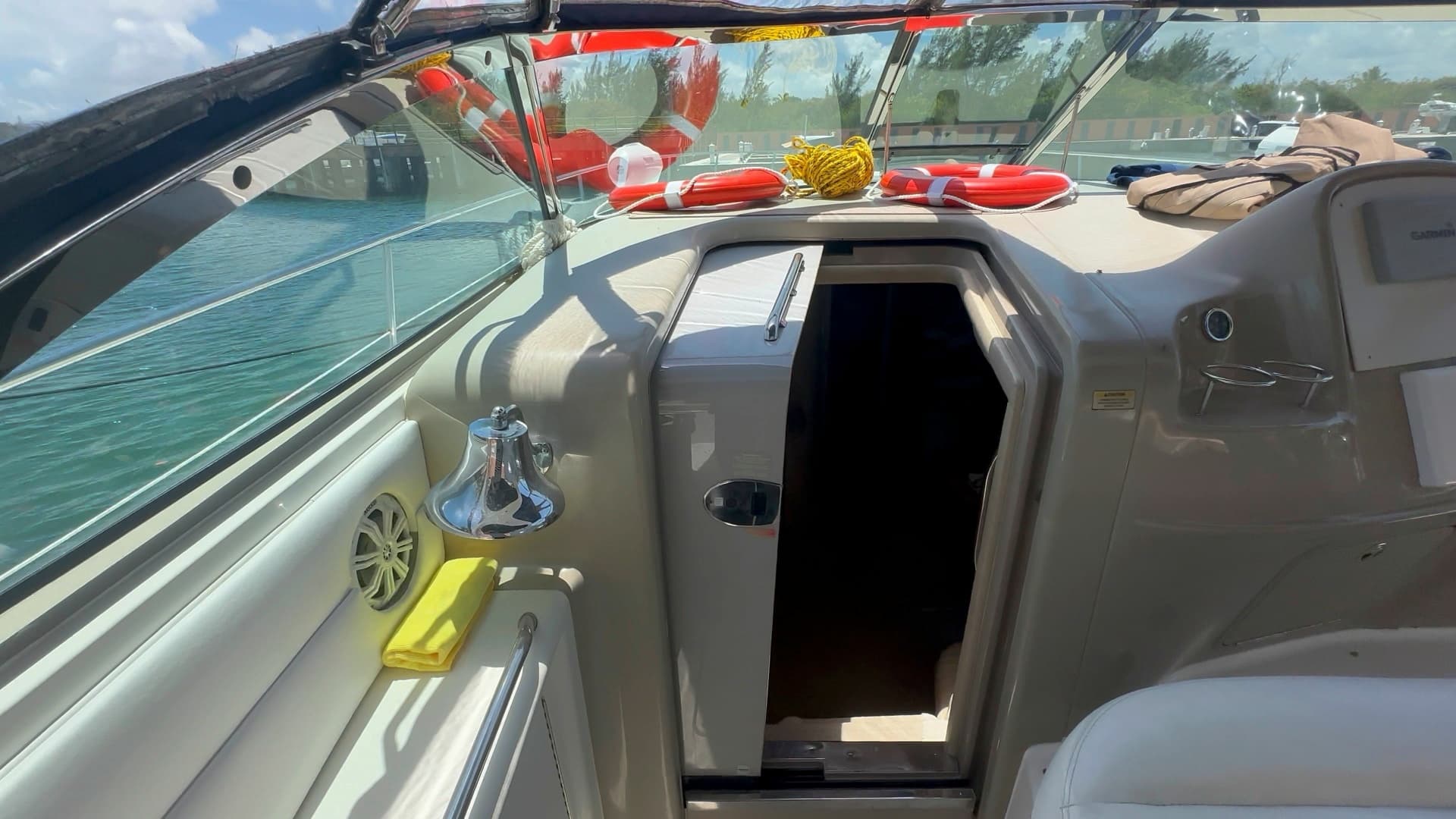 2002 Sea Ray 410 Express Cruiser