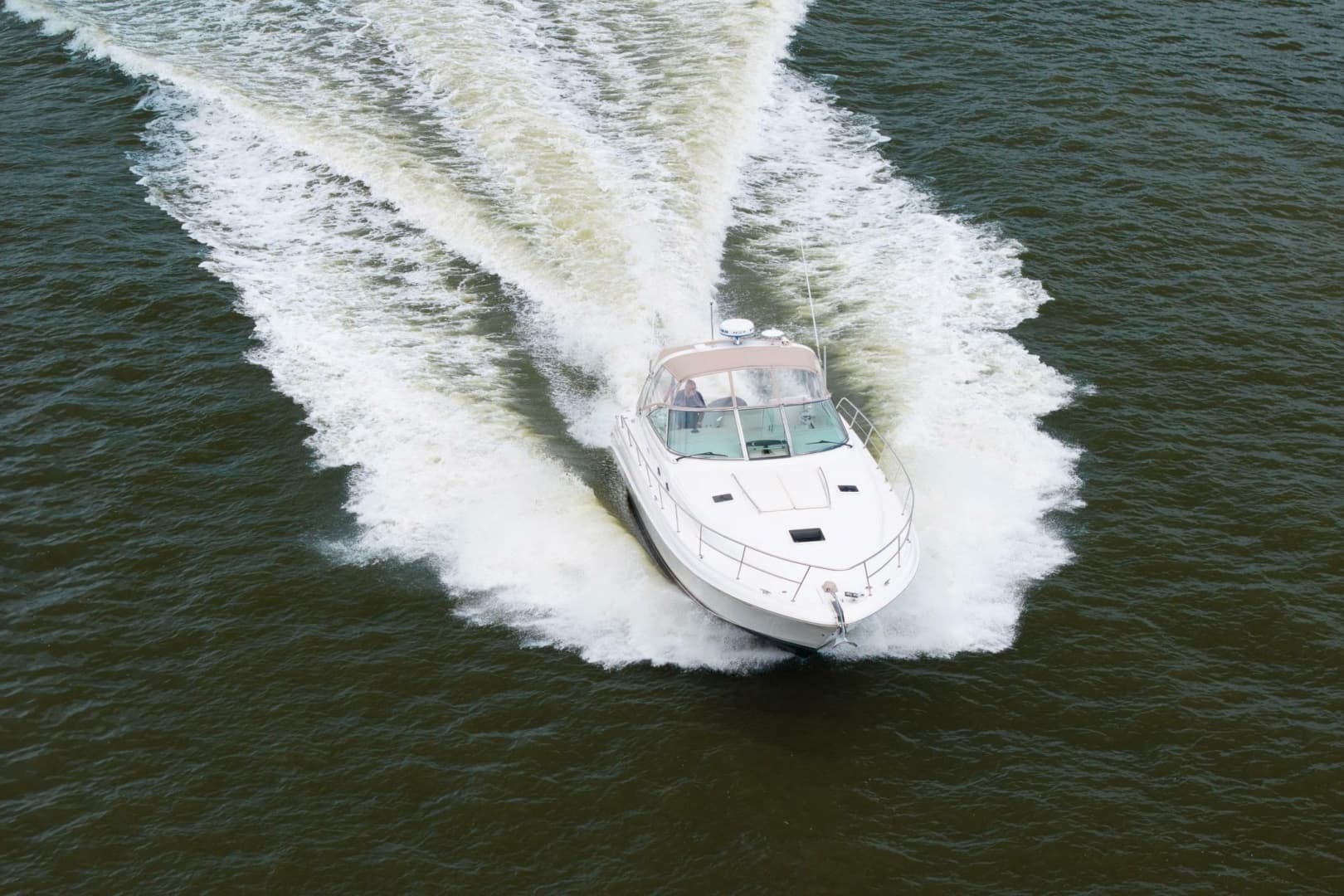 2002 Sea Ray 410 Express Cruiser